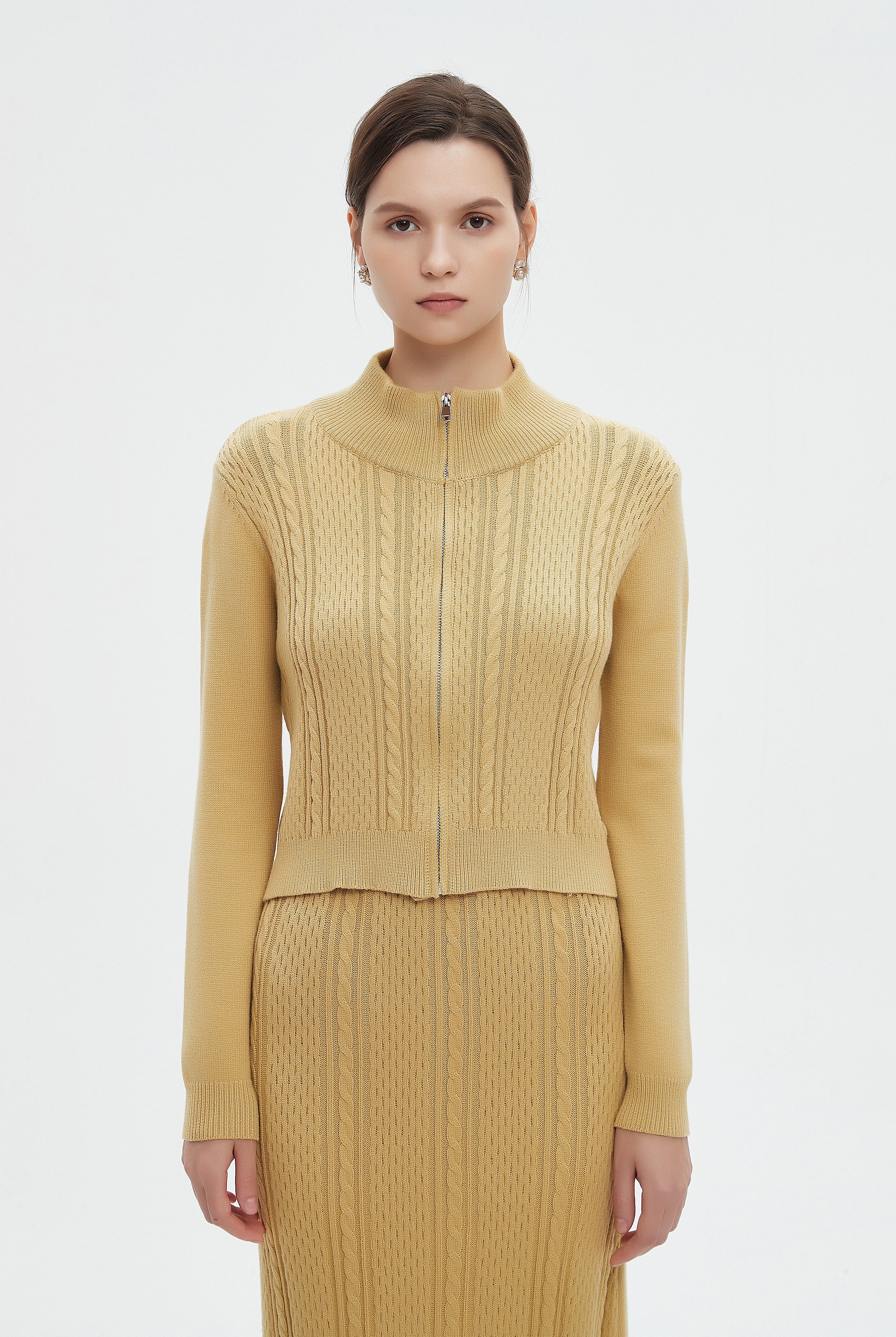 ميكا بلوزة نسائية بسحاب من الأمام ورقبة عالية وكم طويل