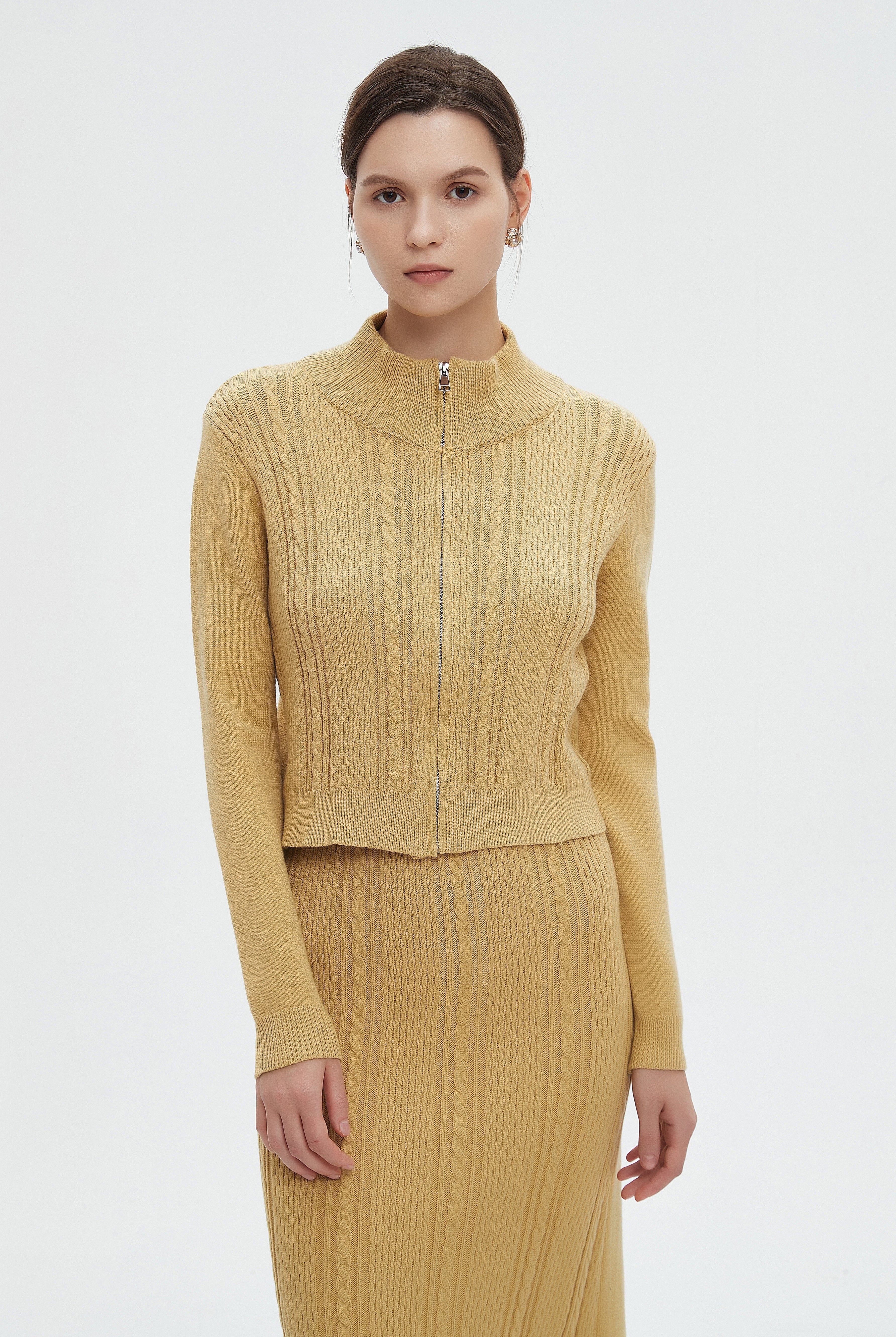 ميكا بلوزة نسائية بسحاب من الأمام ورقبة عالية وكم طويل