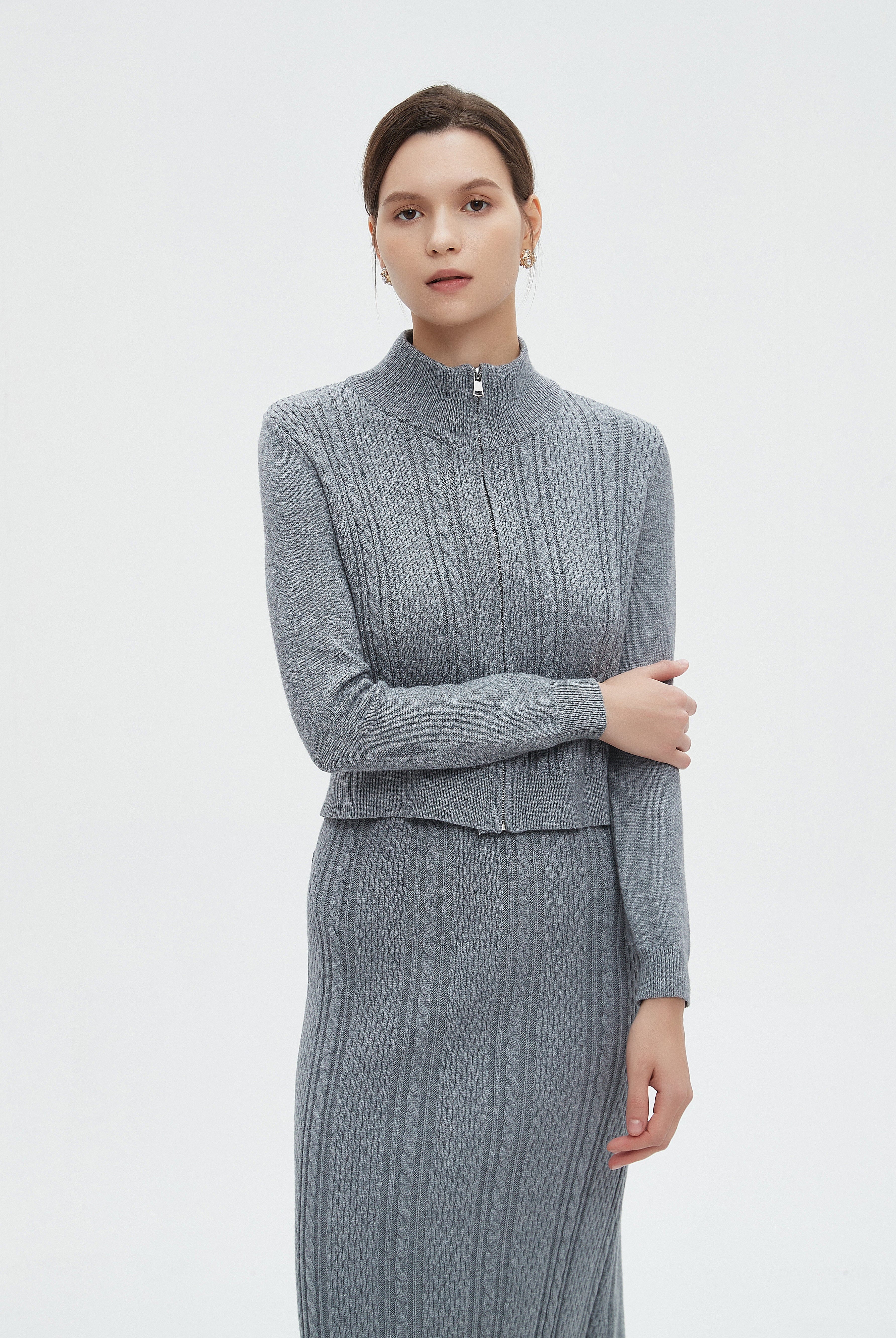 ميكا بلوزة نسائية بسحاب من الأمام ورقبة عالية وكم طويل