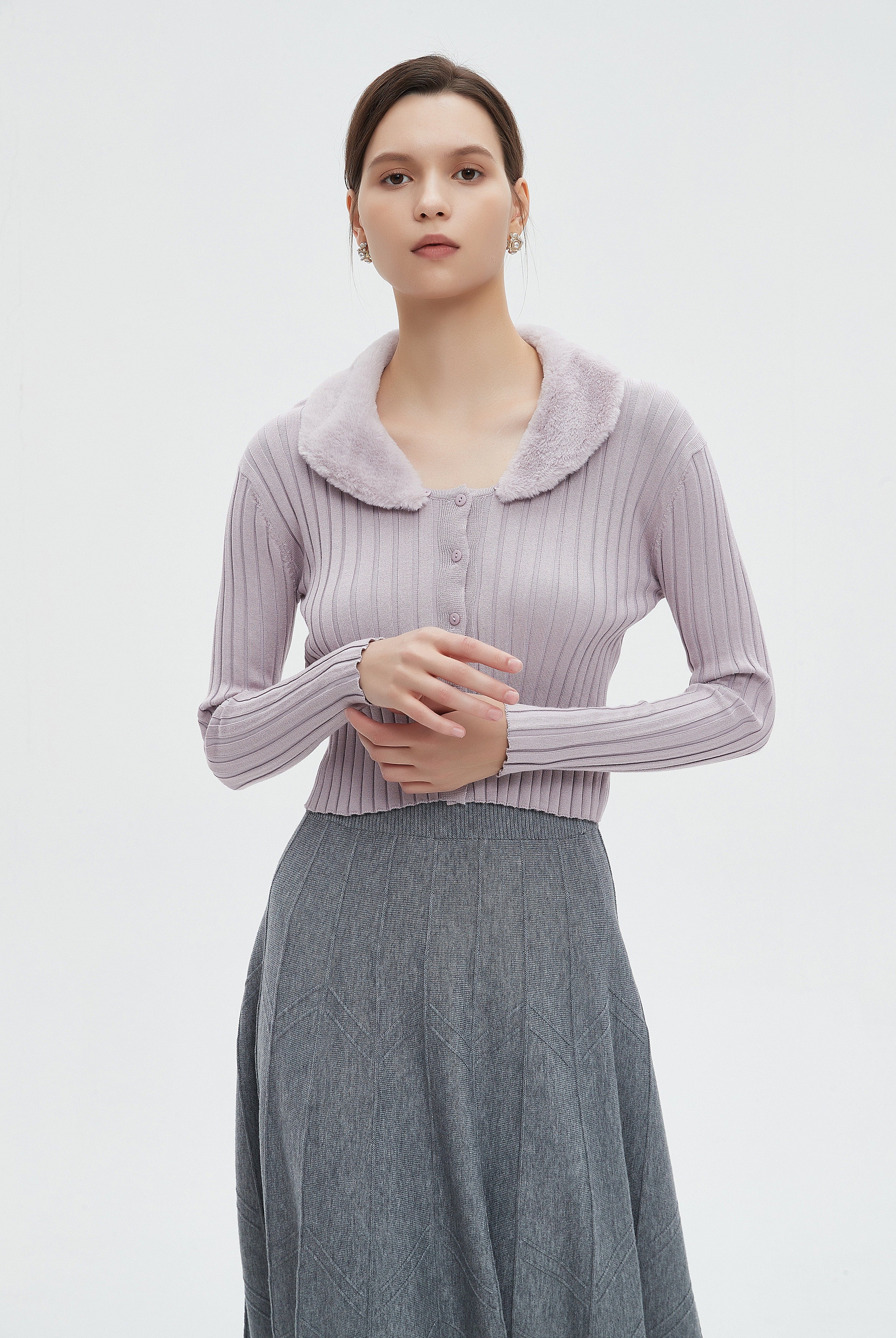 ميكا كارديجان نسائي كم طويل بأزرار أمامية وياقة فرو