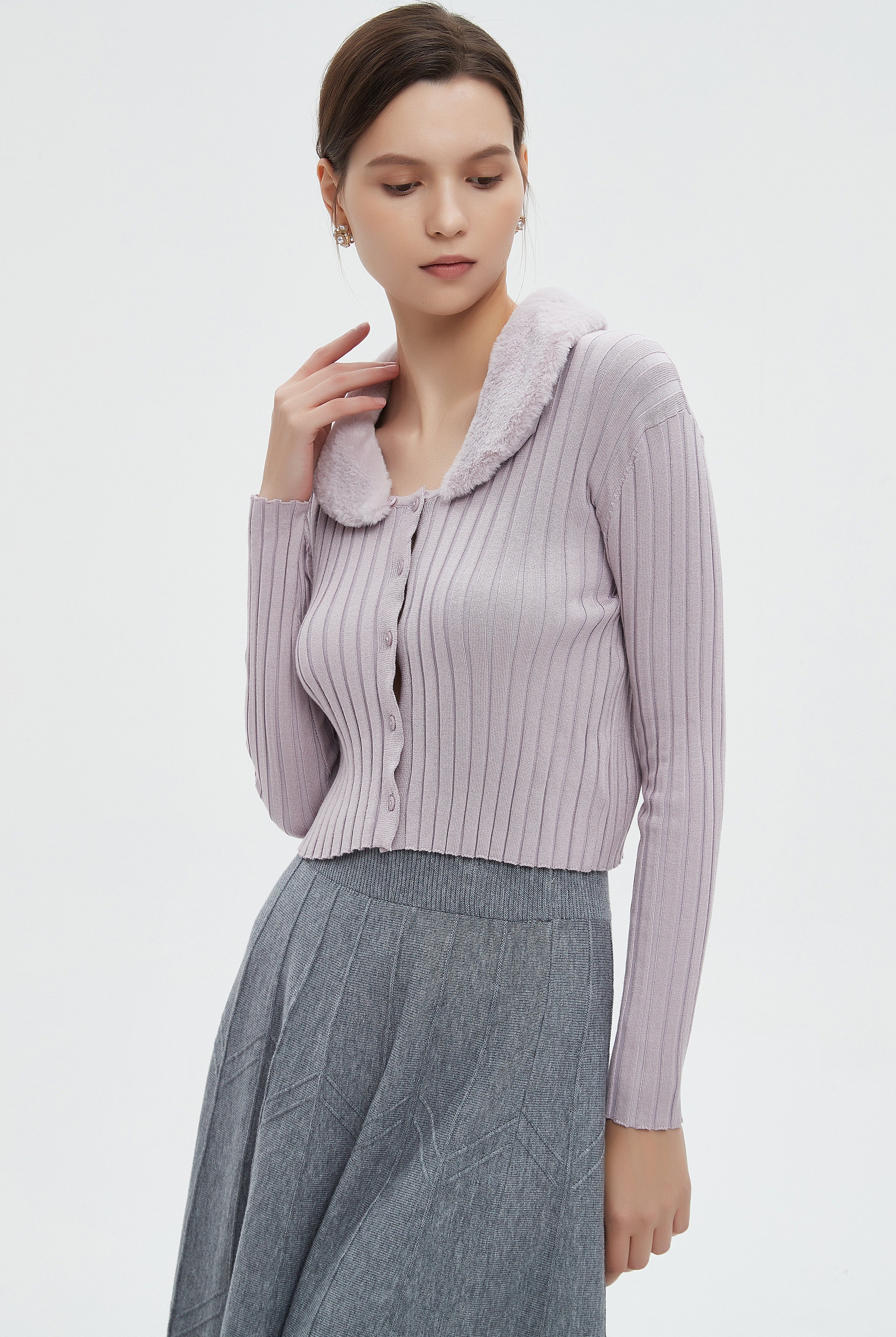 ميكا كارديجان نسائي كم طويل بأزرار أمامية وياقة فرو