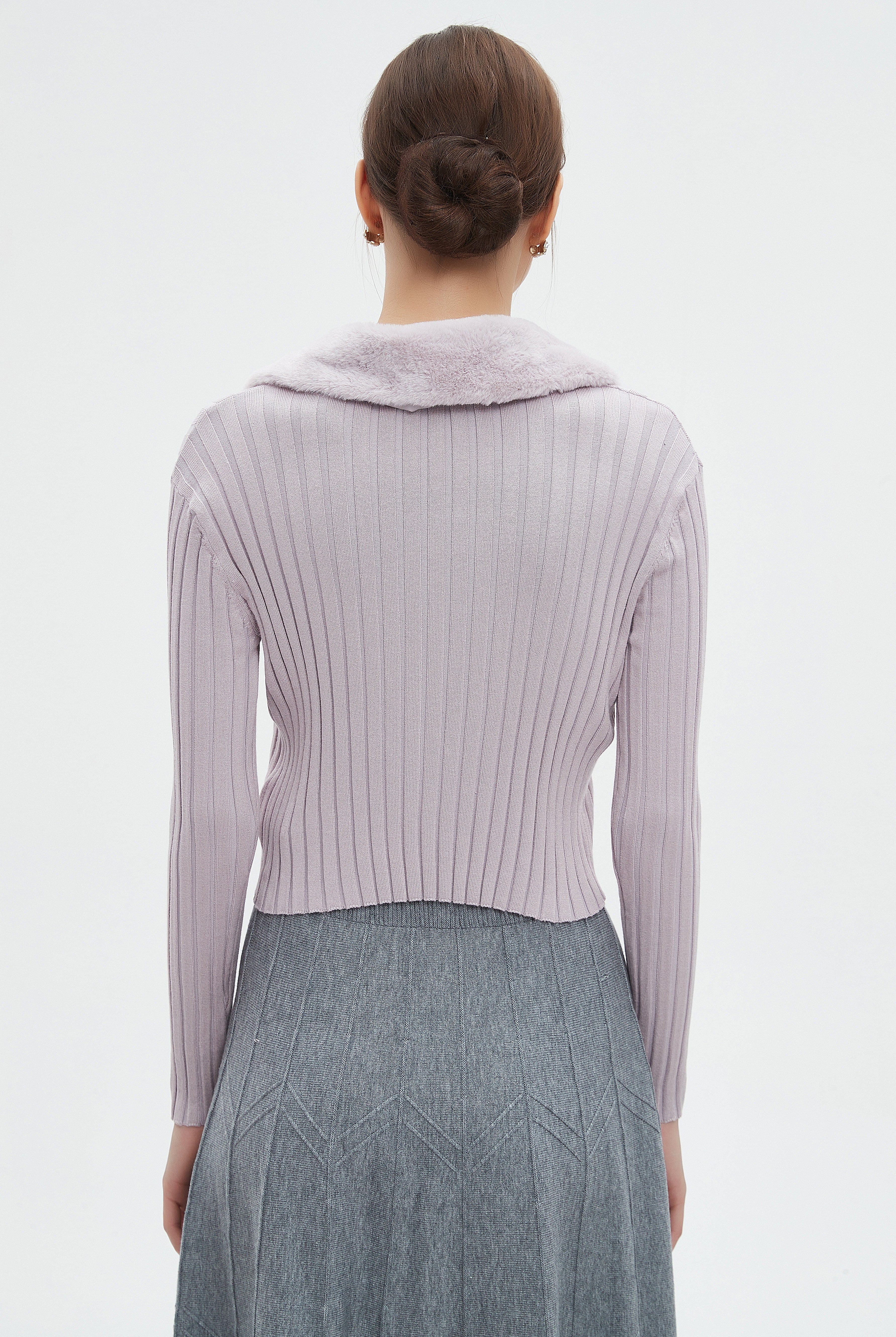 ميكا كارديجان نسائي كم طويل بأزرار أمامية وياقة فرو