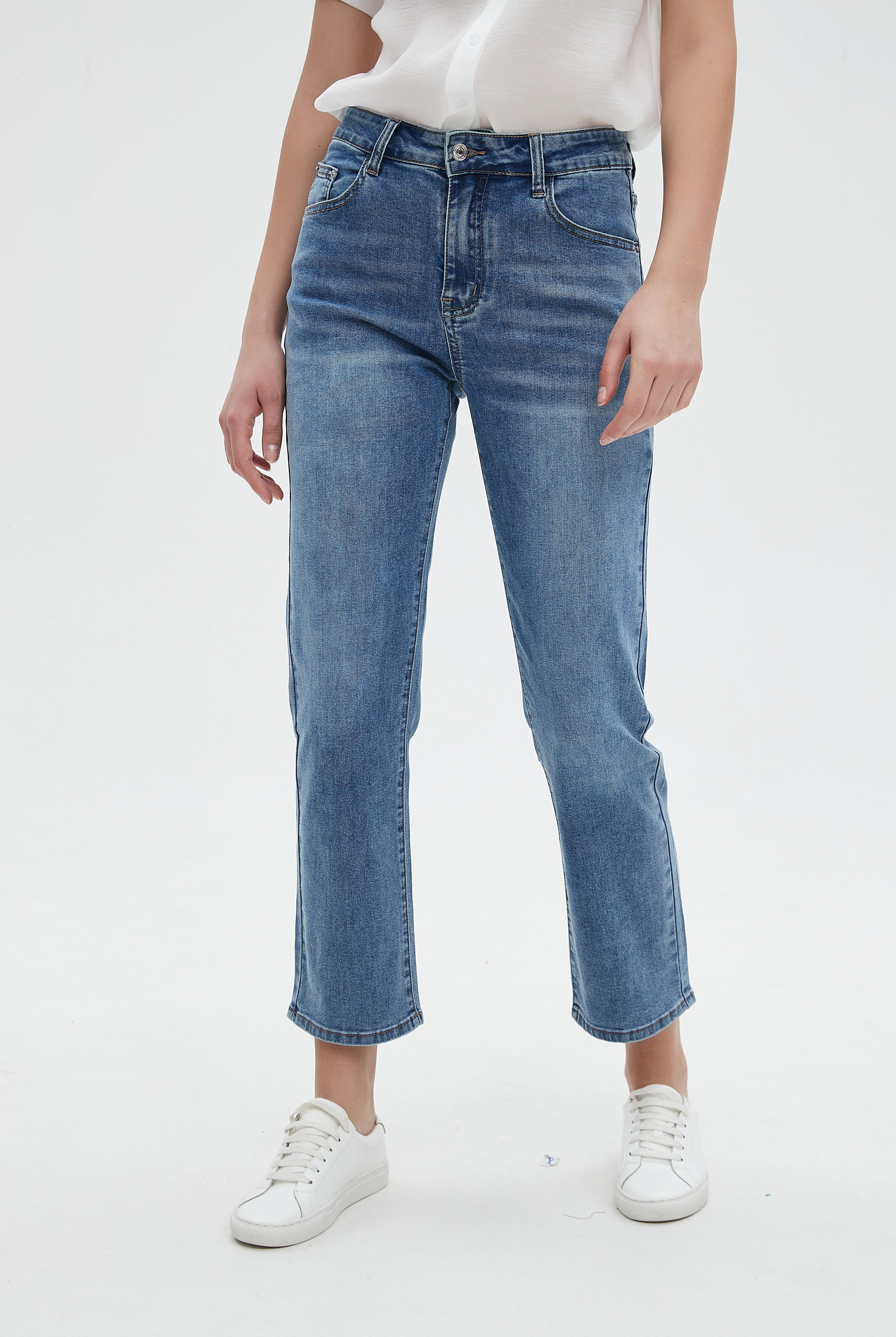 نتشي بنطلون جينز واسع نسائي