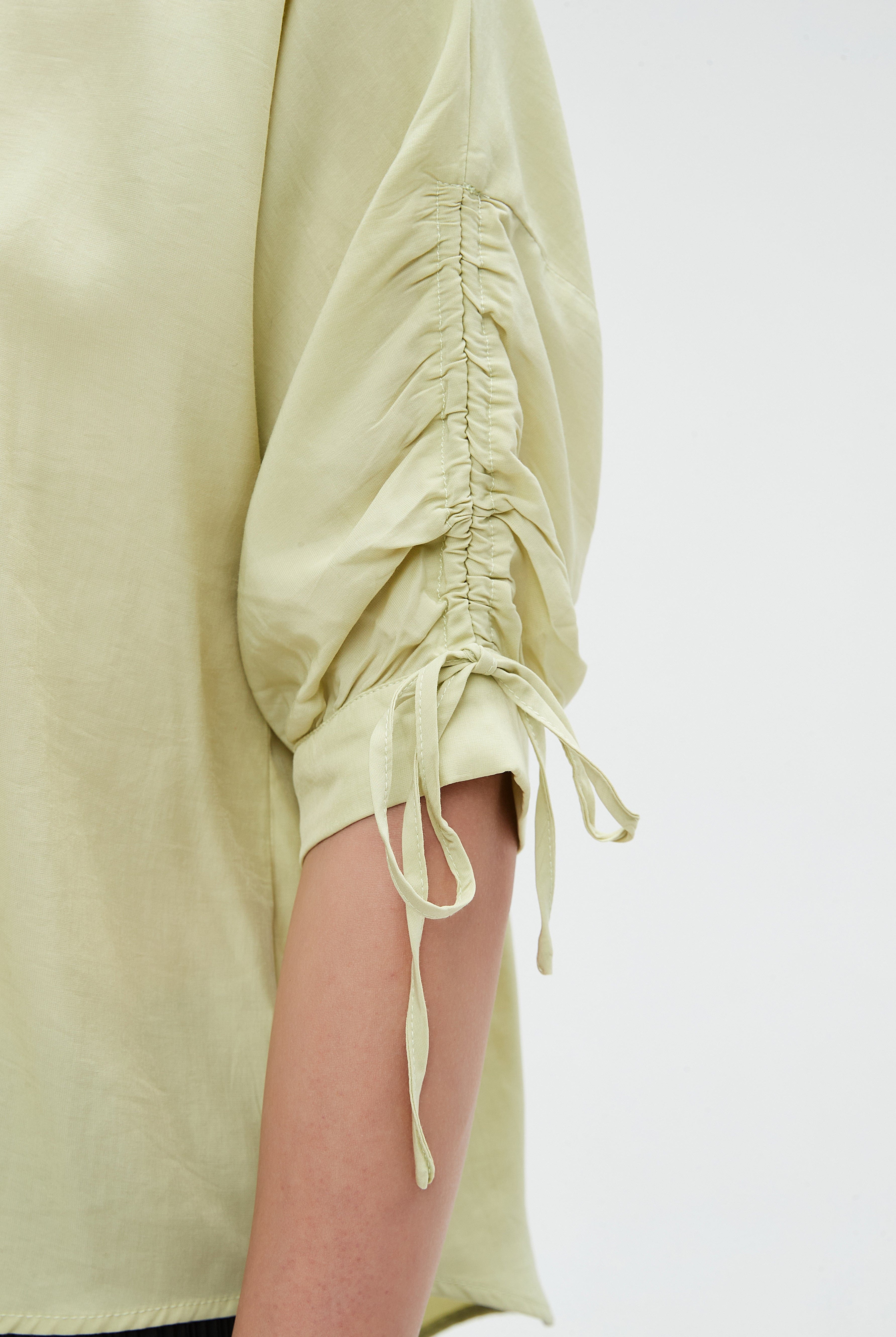 نتشي بلوزة نسائي 3/4 كم كشكش بأزرار