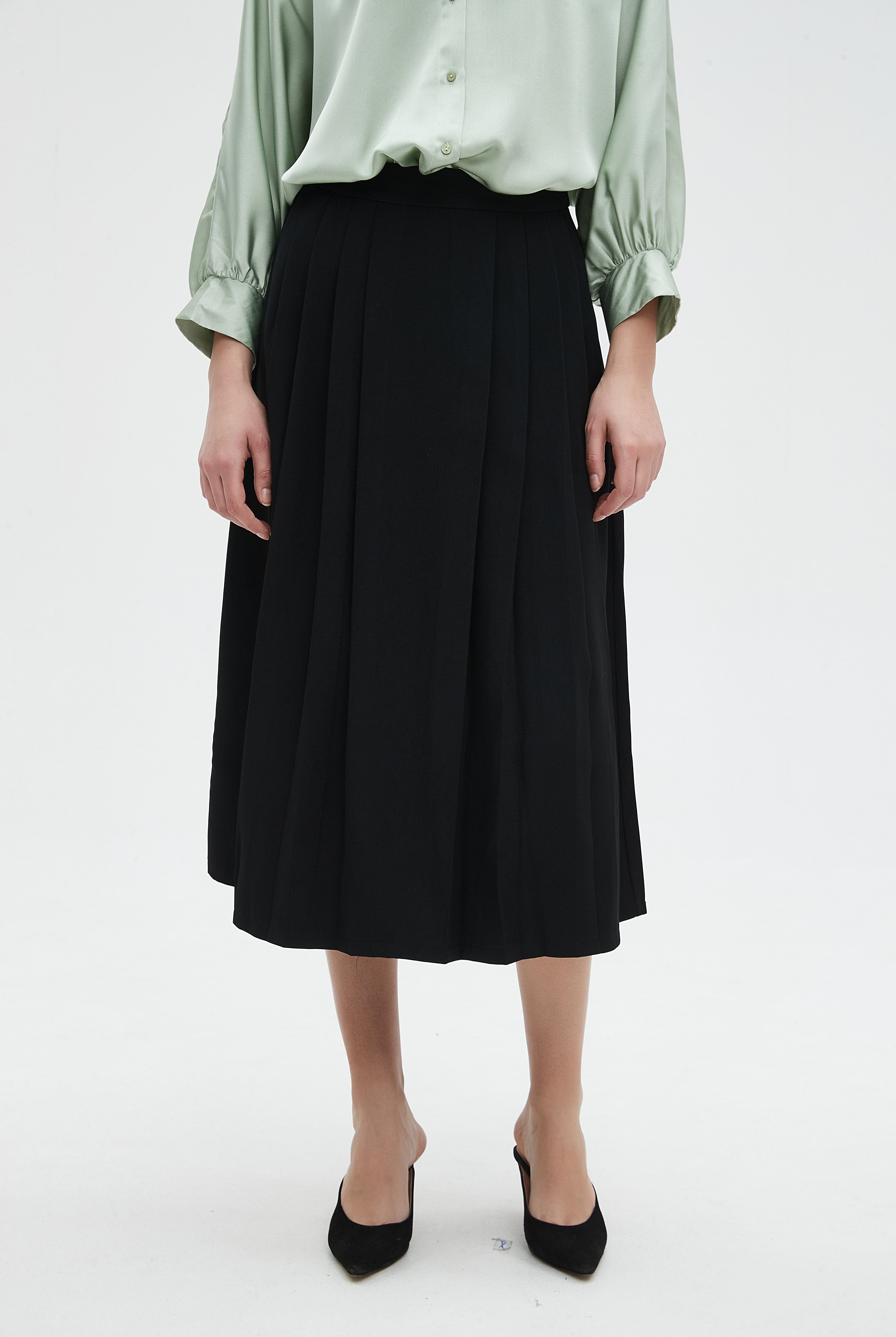 نتشي تنورة ميدي نسائية سادة بقصة كشكش للدوام