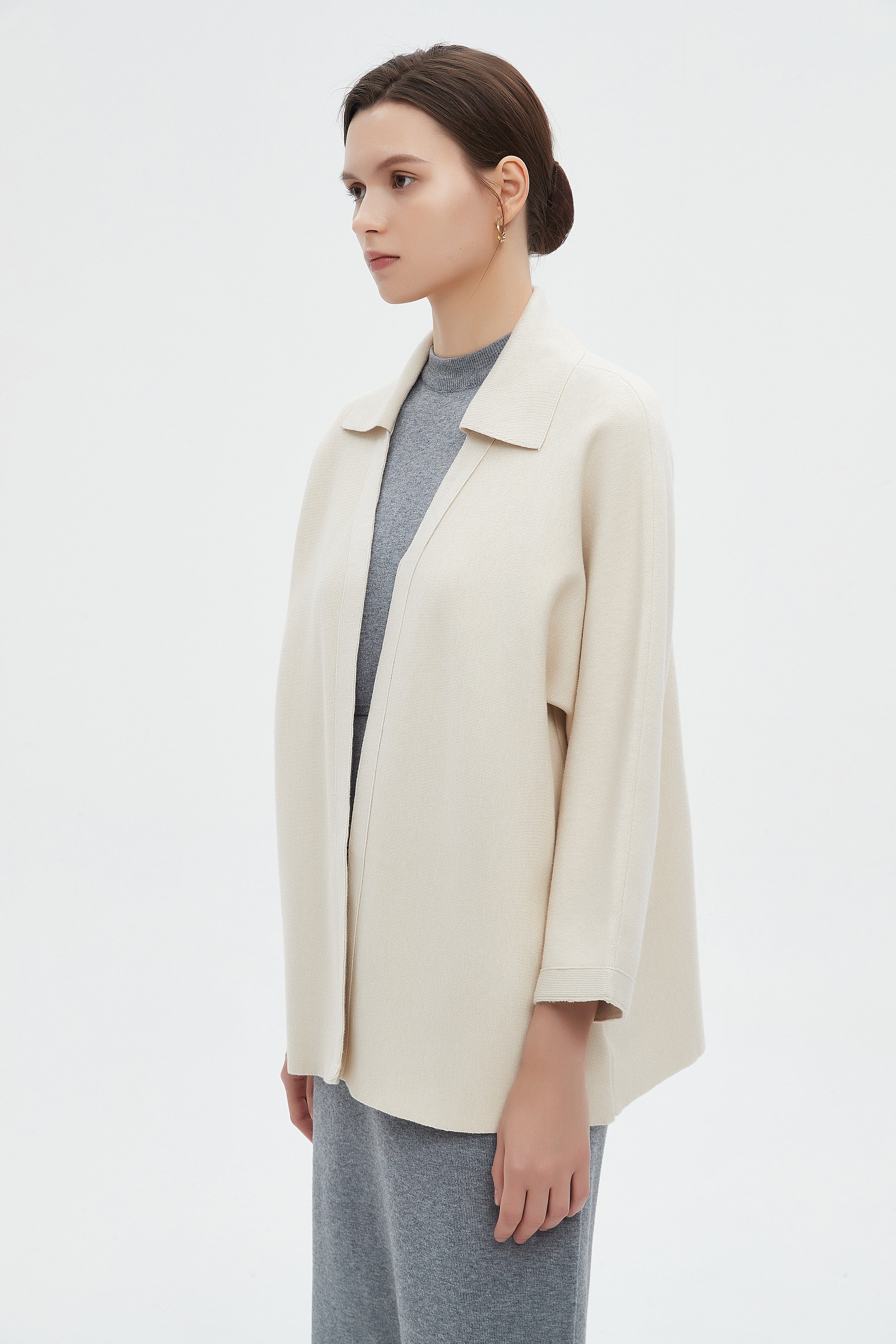 ميكا كارديجان نسائي كم طويل بياقة شتوي مفتوح من الامام