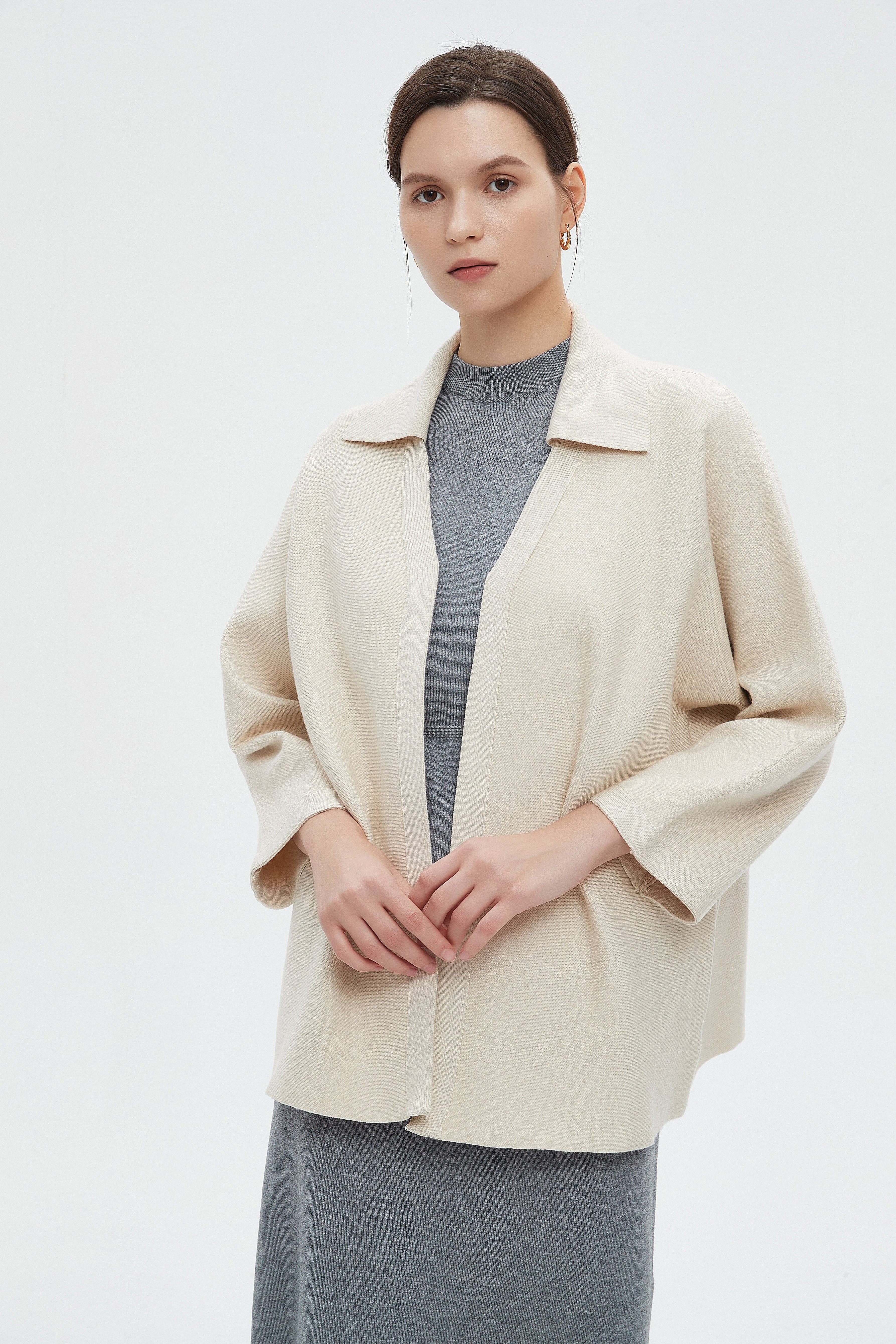 ميكا كارديجان نسائي كم طويل بياقة شتوي مفتوح من الامام