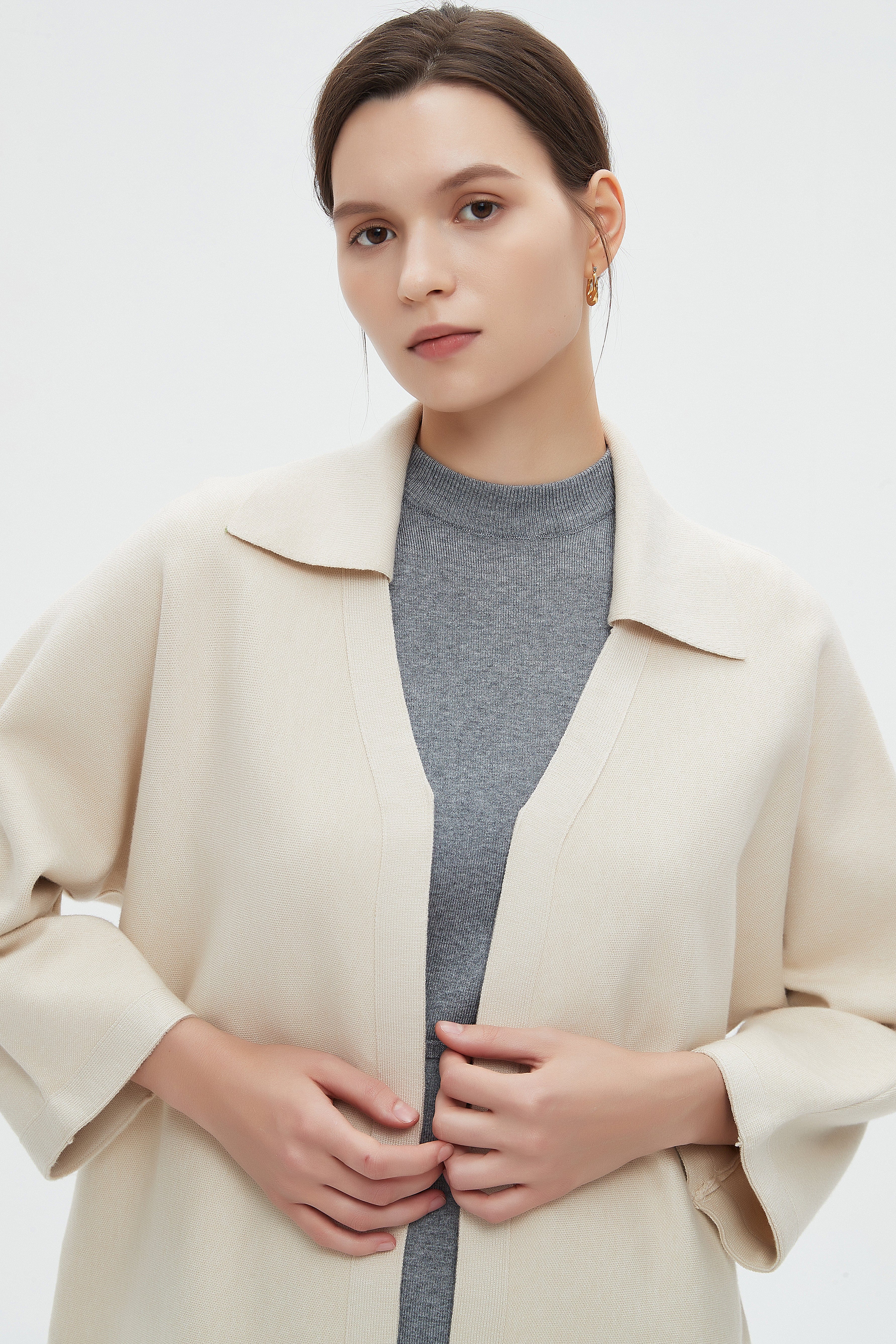 ميكا كارديجان نسائي كم طويل بياقة شتوي مفتوح من الامام