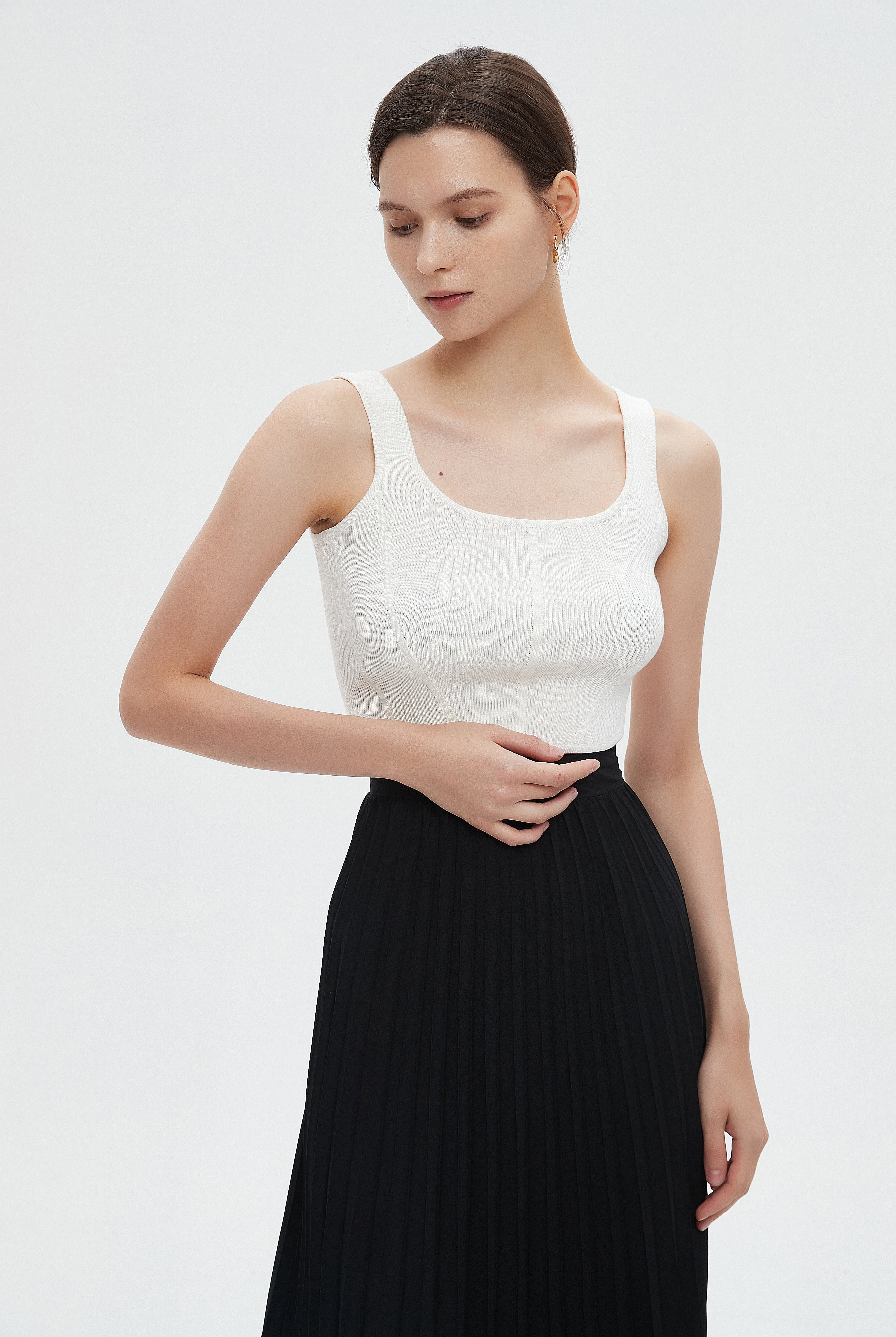 ميكا تانك توب نسائي كات سادة