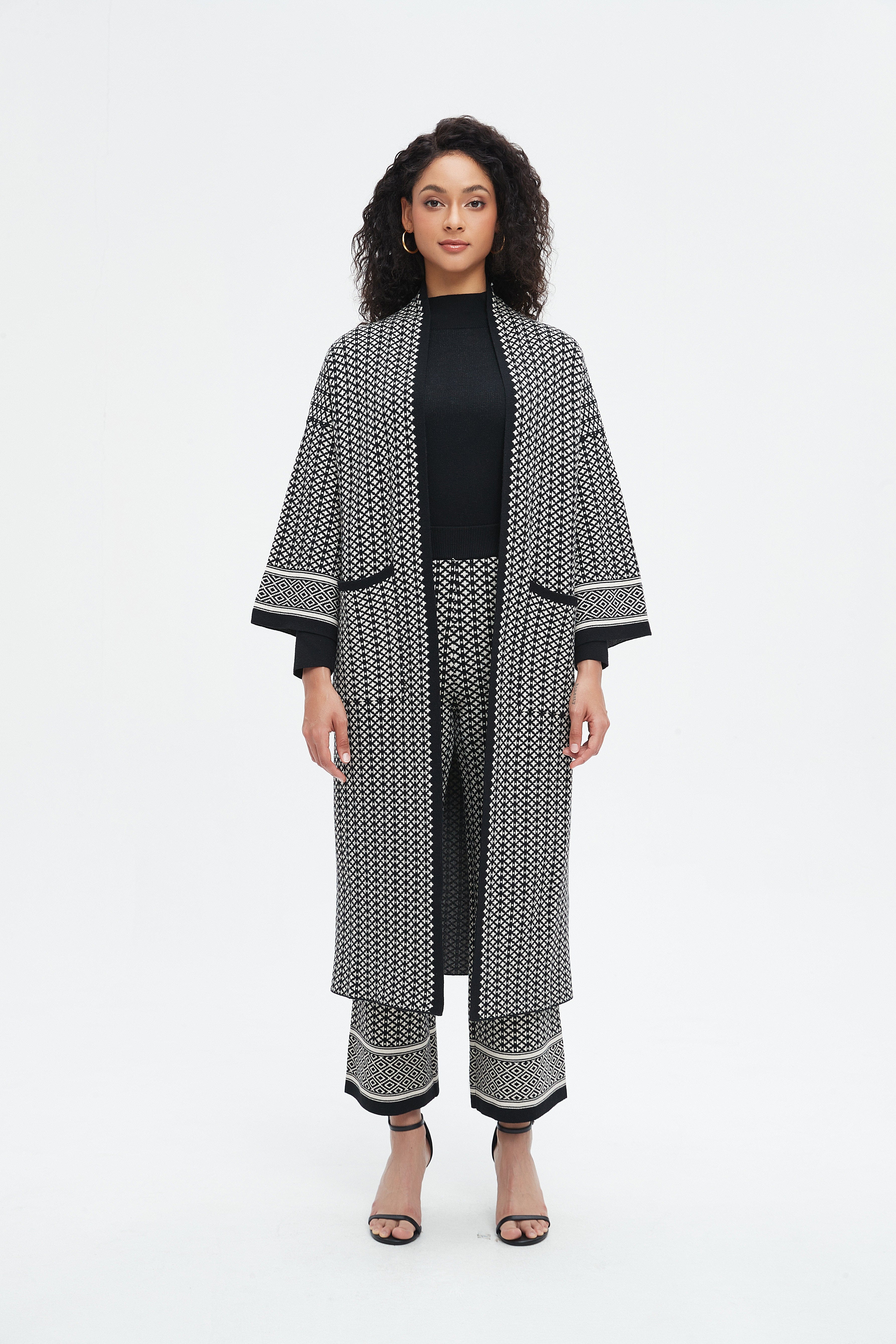 نتشي كارديجان نسائي طويل 3/4 كم منقط بجيوب على الخصر