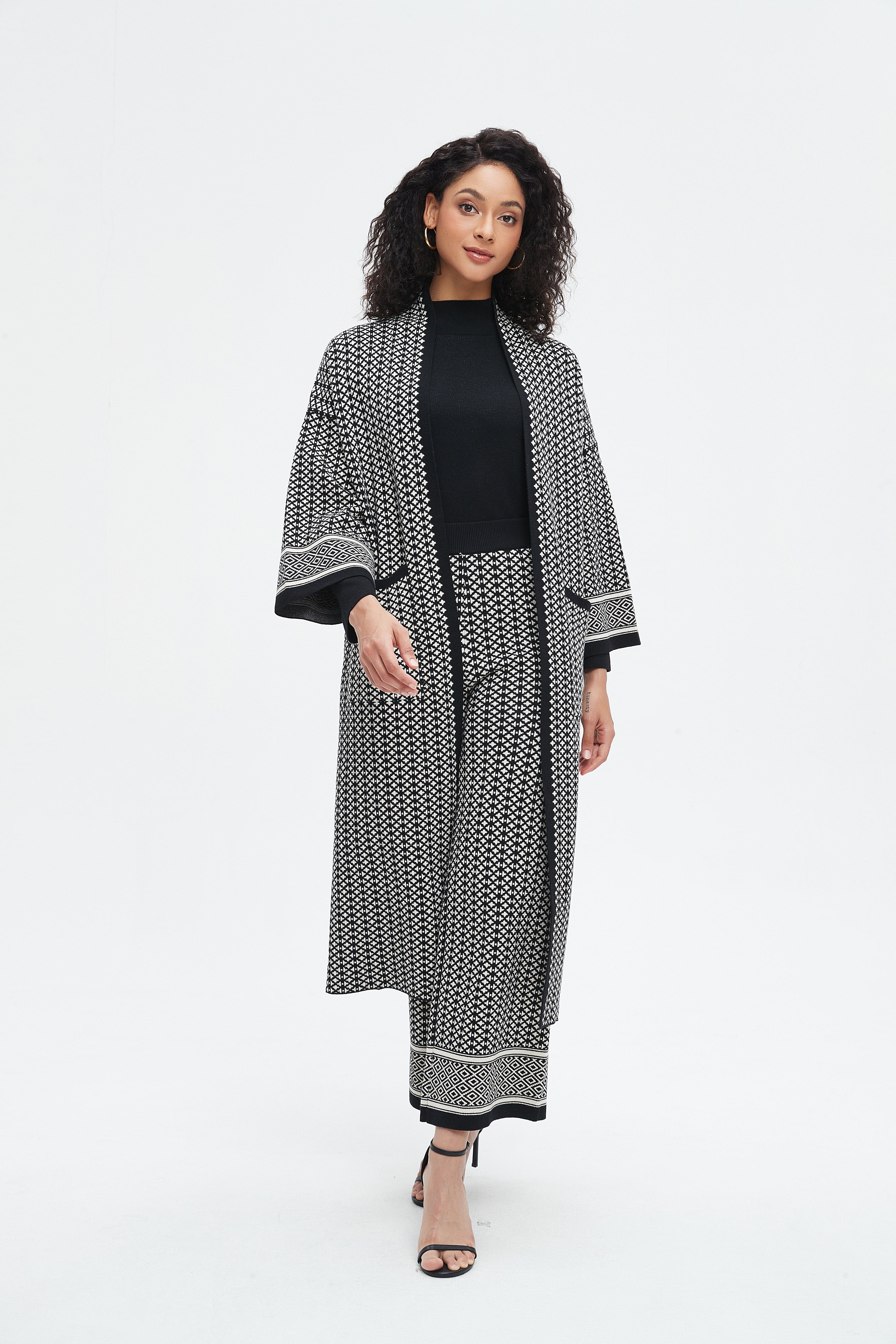 نتشي كارديجان نسائي طويل 3/4 كم منقط بجيوب على الخصر