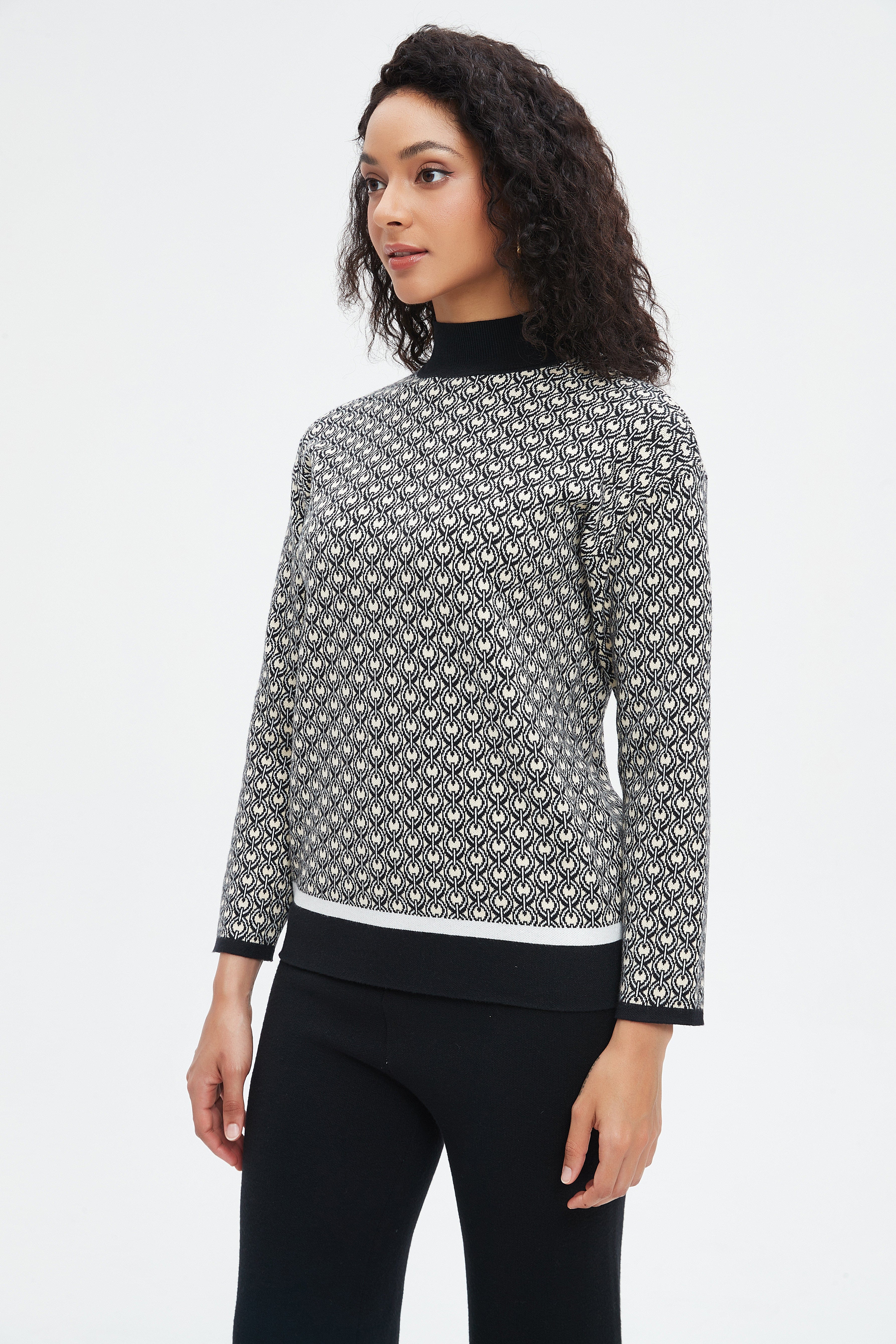 ูุชุดู ุจููุฒุฉ ูุณุงุฆูุฉ ุทูููุฉ ุจูู
ุทููู ููููููู ุนูู ุงูุฑูุจุฉ