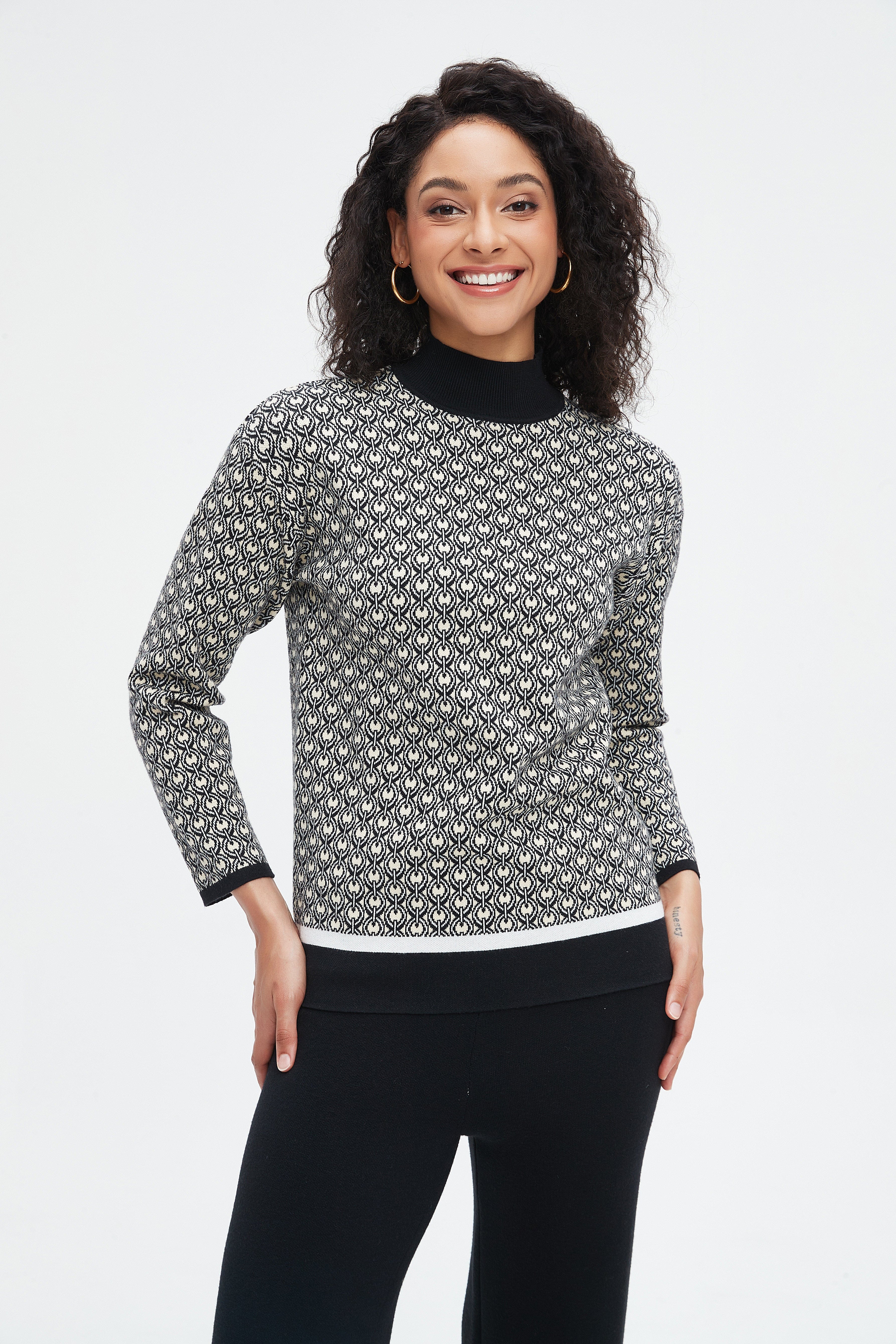 ูุชุดู ุจููุฒุฉ ูุณุงุฆูุฉ ุทูููุฉ ุจูู
ุทููู ููููููู ุนูู ุงูุฑูุจุฉ