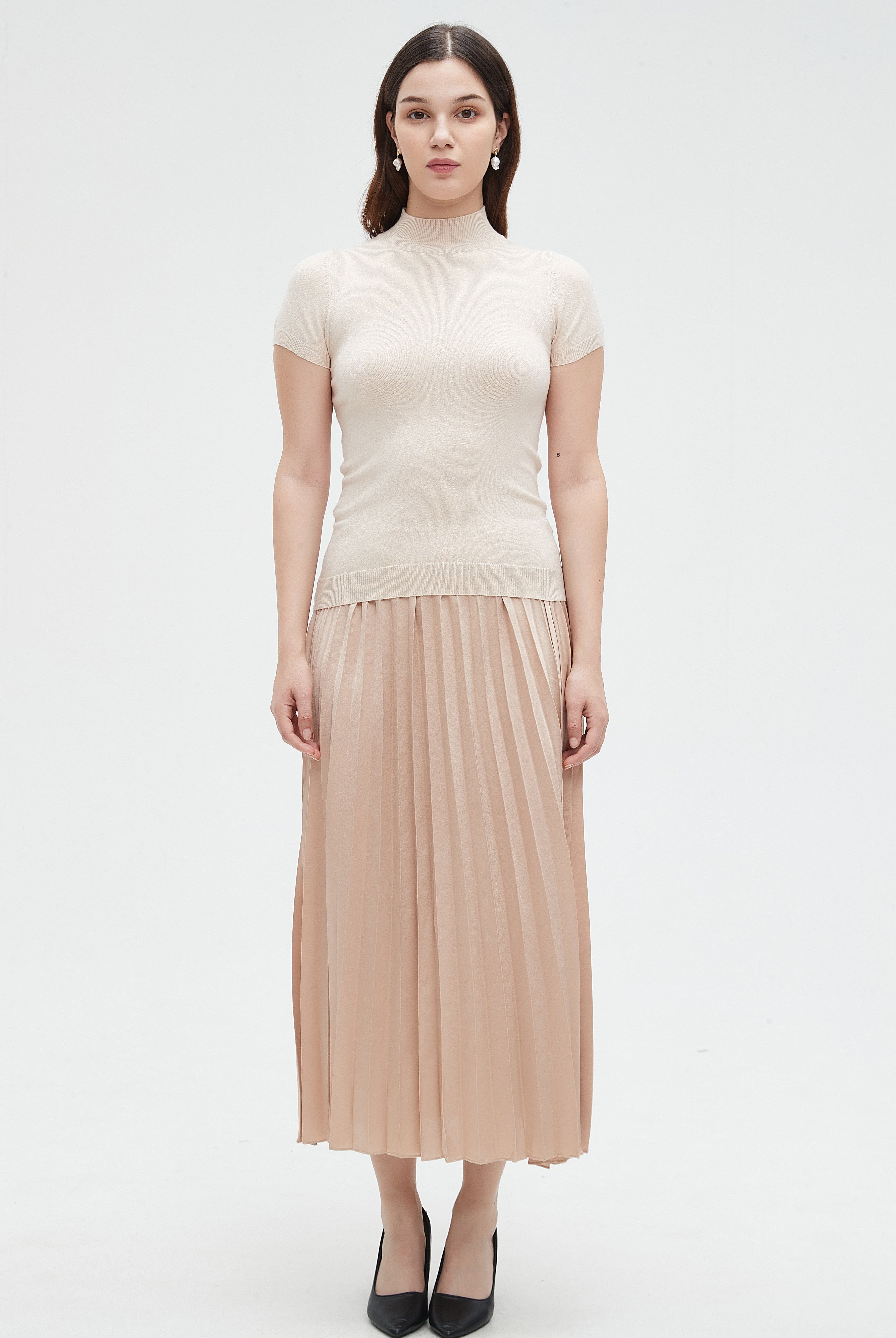 نتشي تيشيرت نسائي نص كم ساده برقبه