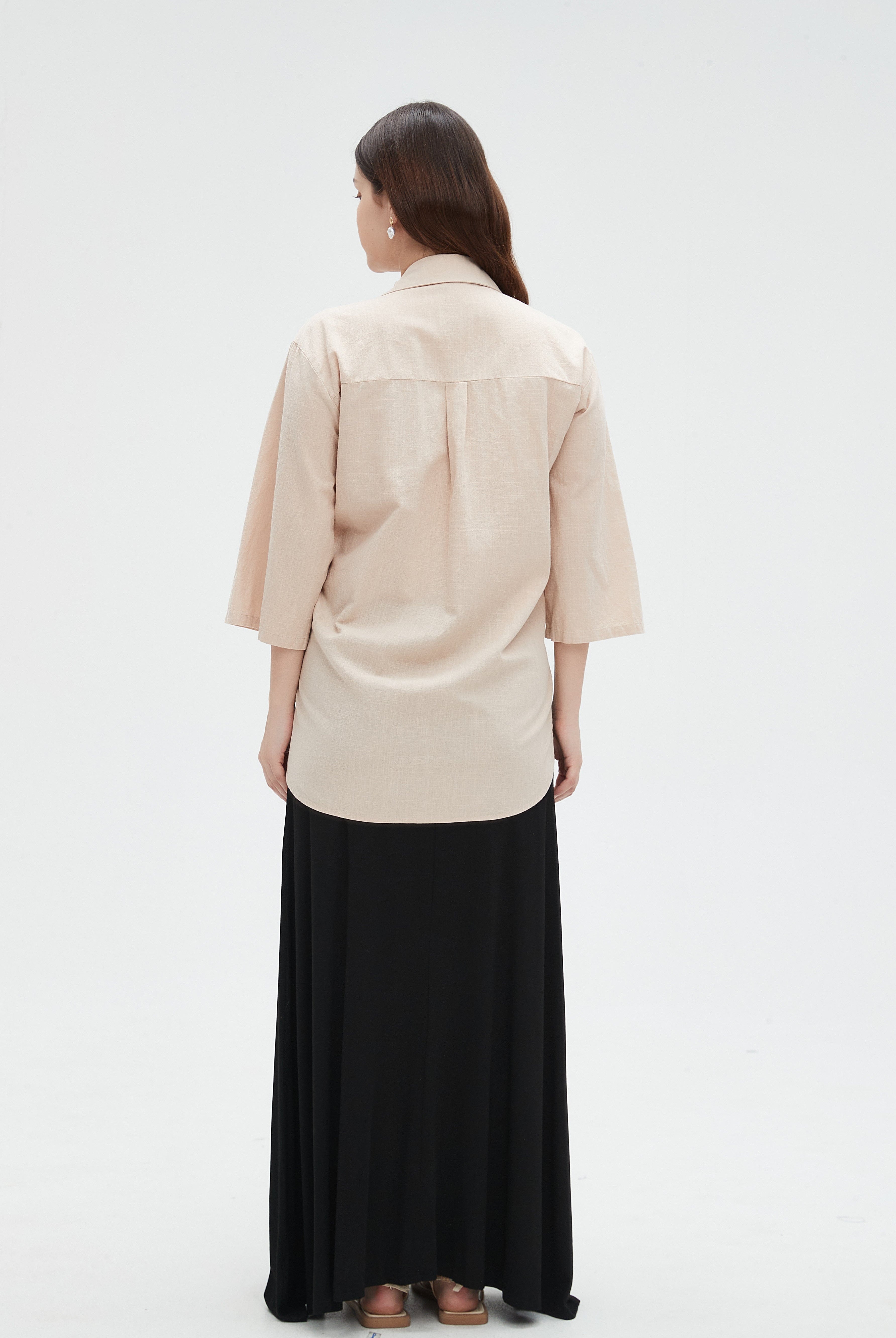 نتشي بلوزة نسائية 3/4 كم سادة برباط على الصدر