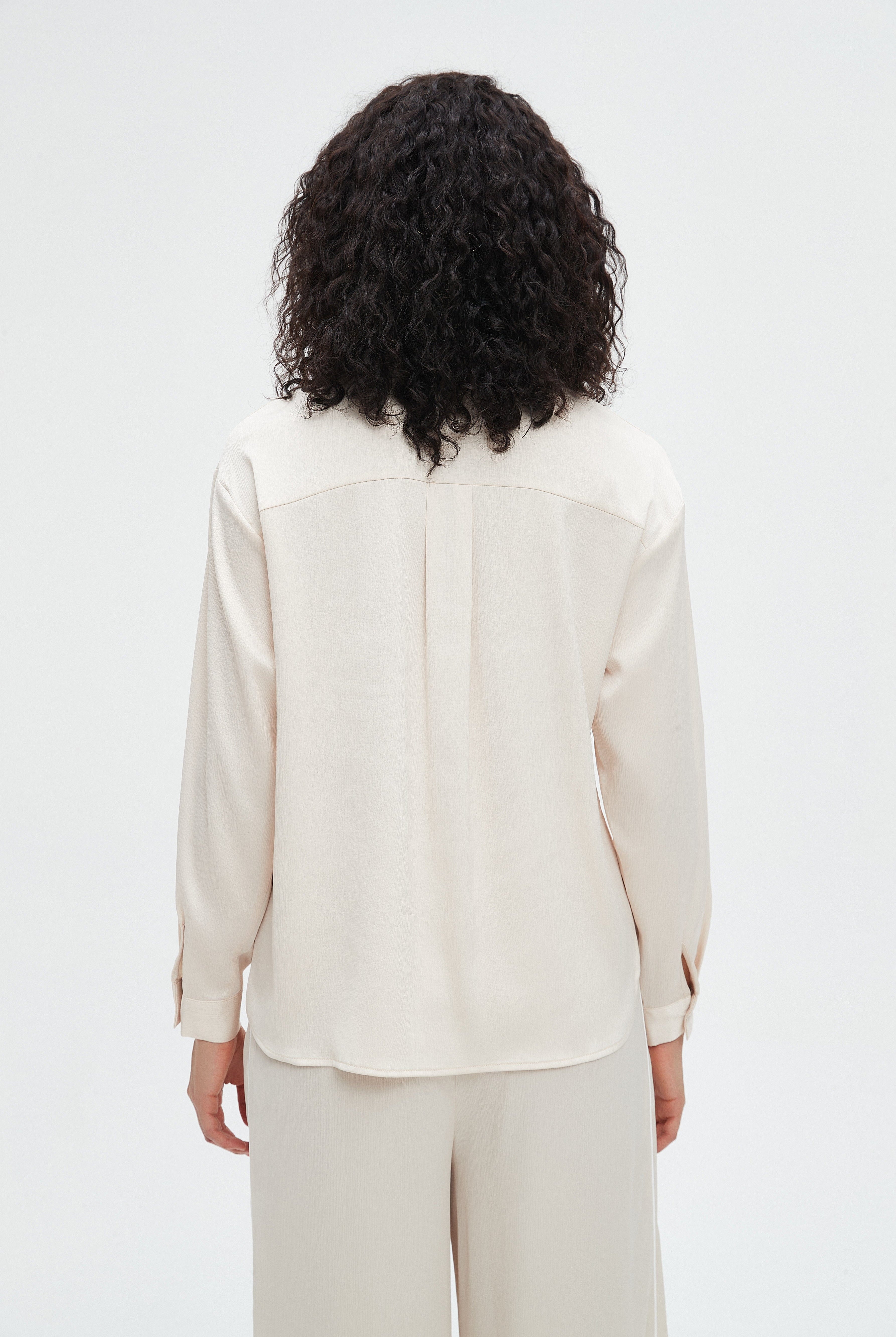 نتشي بلوزة نسائية طويلة شتوية برقبة عالية