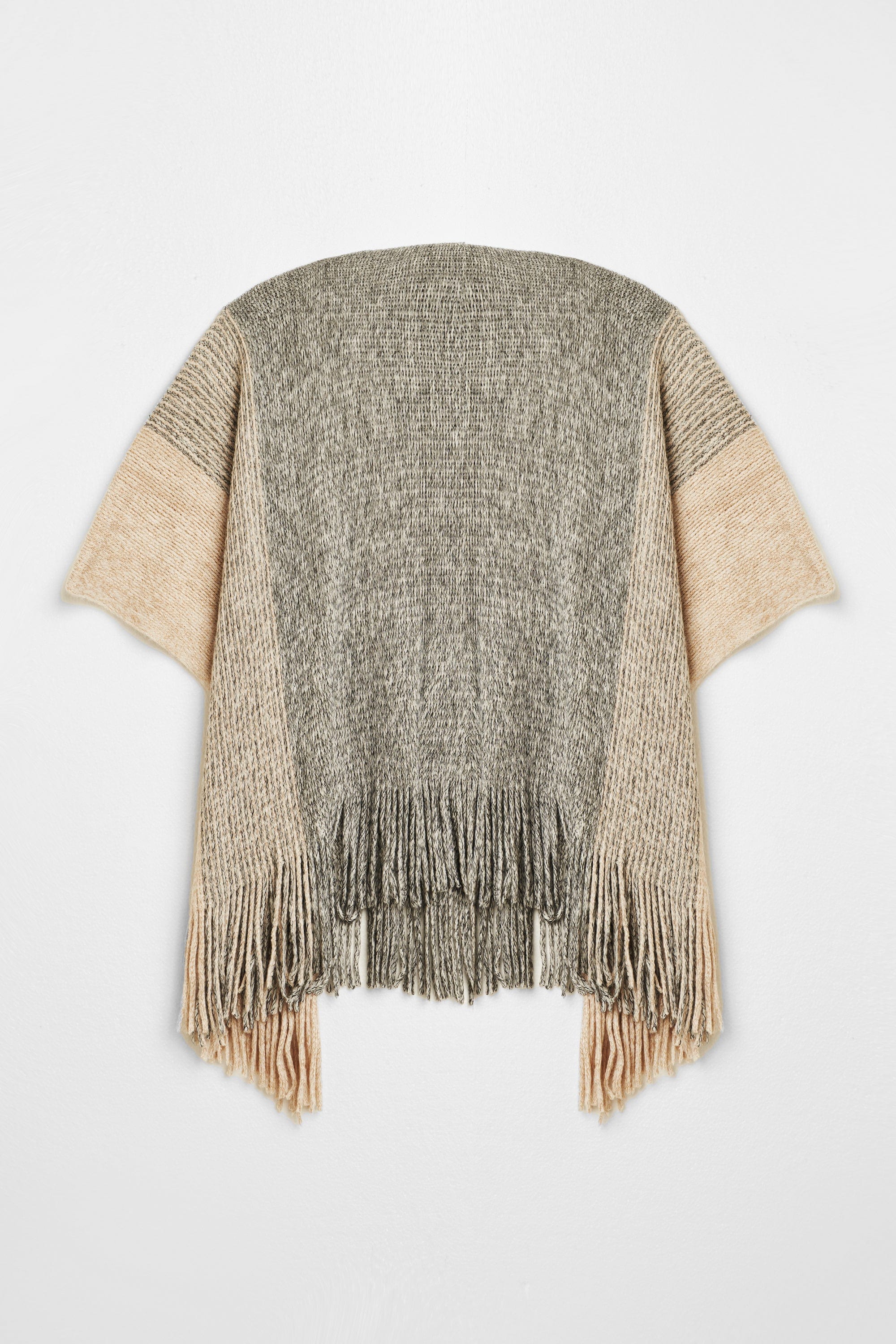 نتشي وشاح منقوش مزين بالخيوط نسائي