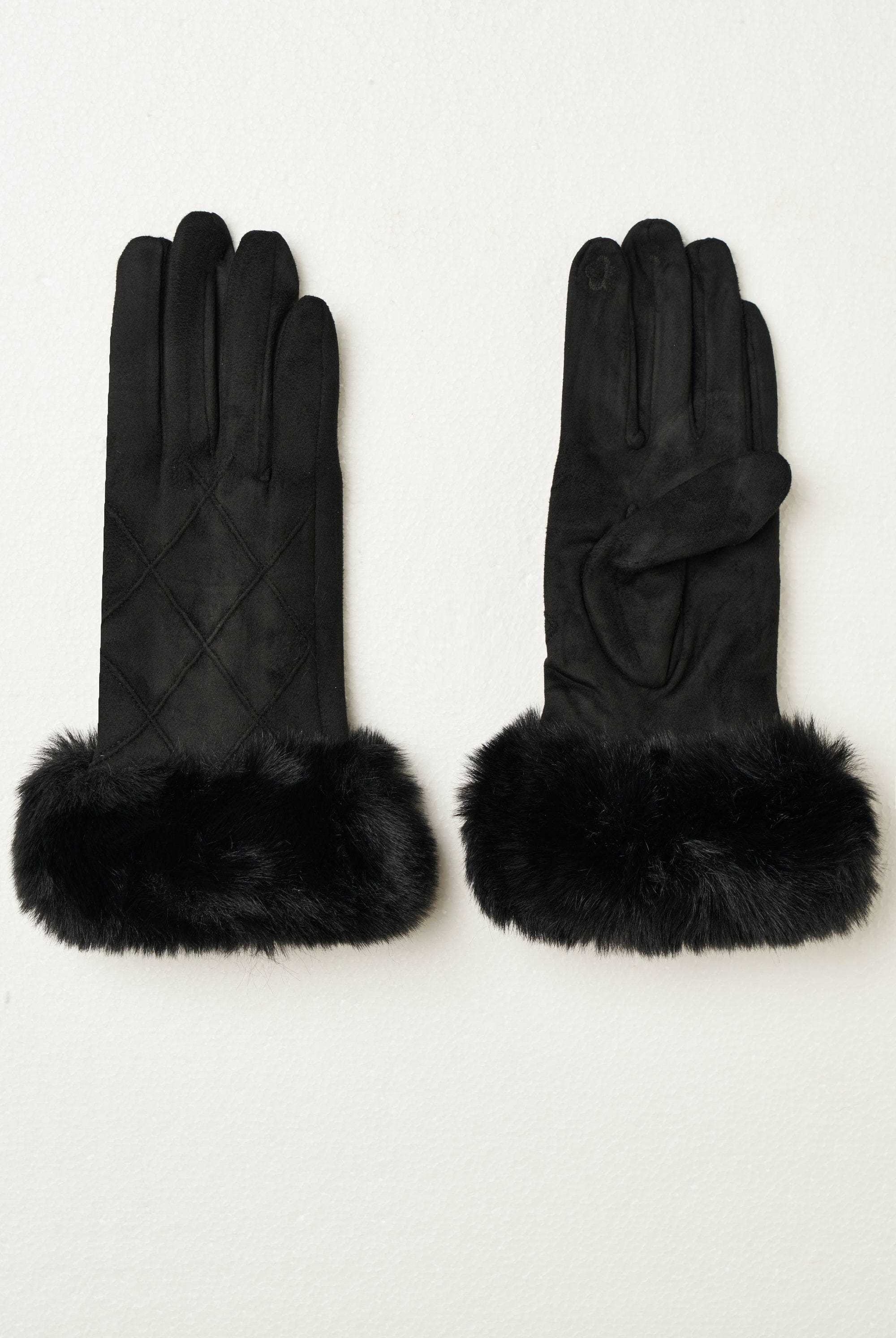 نتشي قفازات مربعات ملونة مزينة بفرو