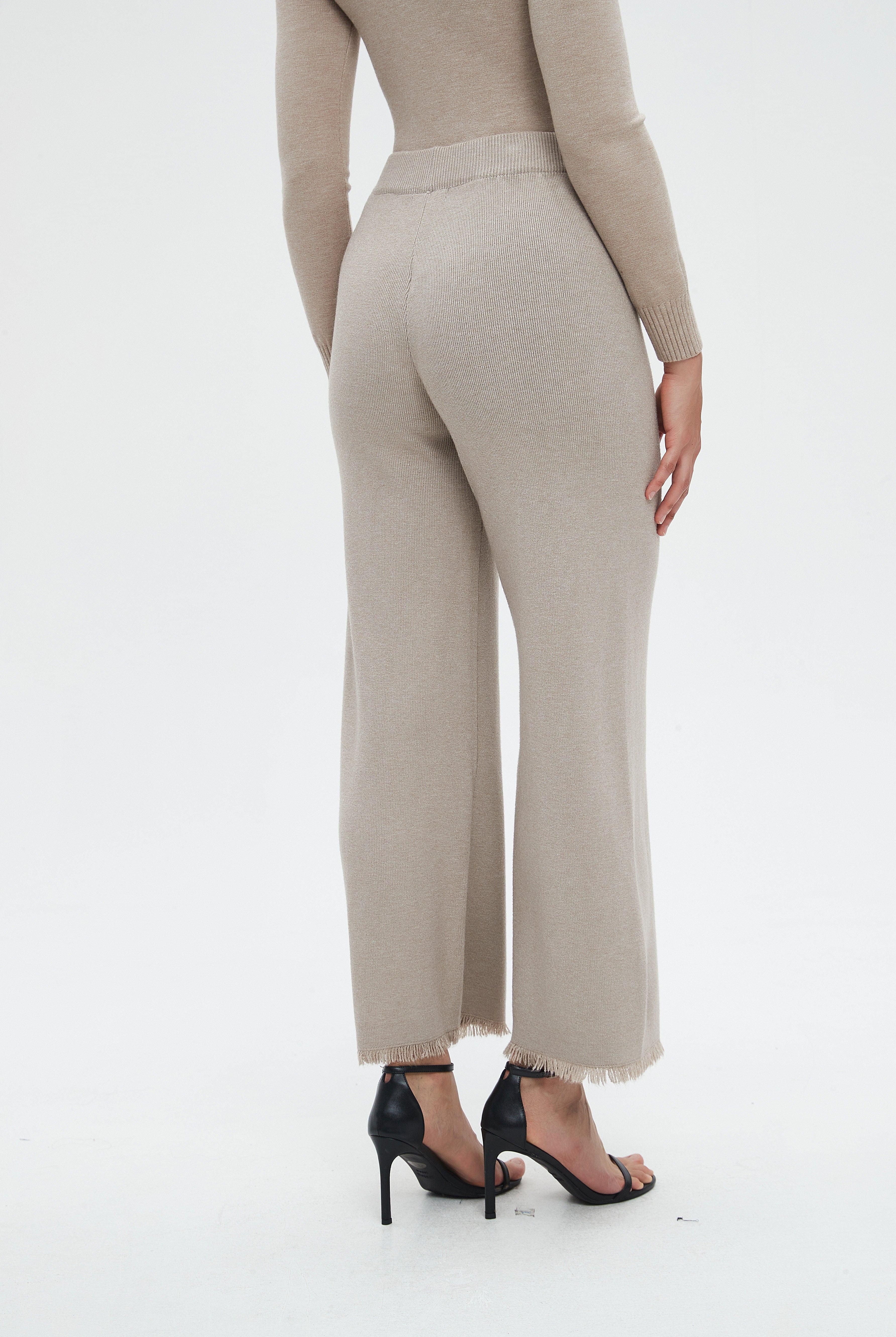 نتشي بنطلون نسائي واسع طويل