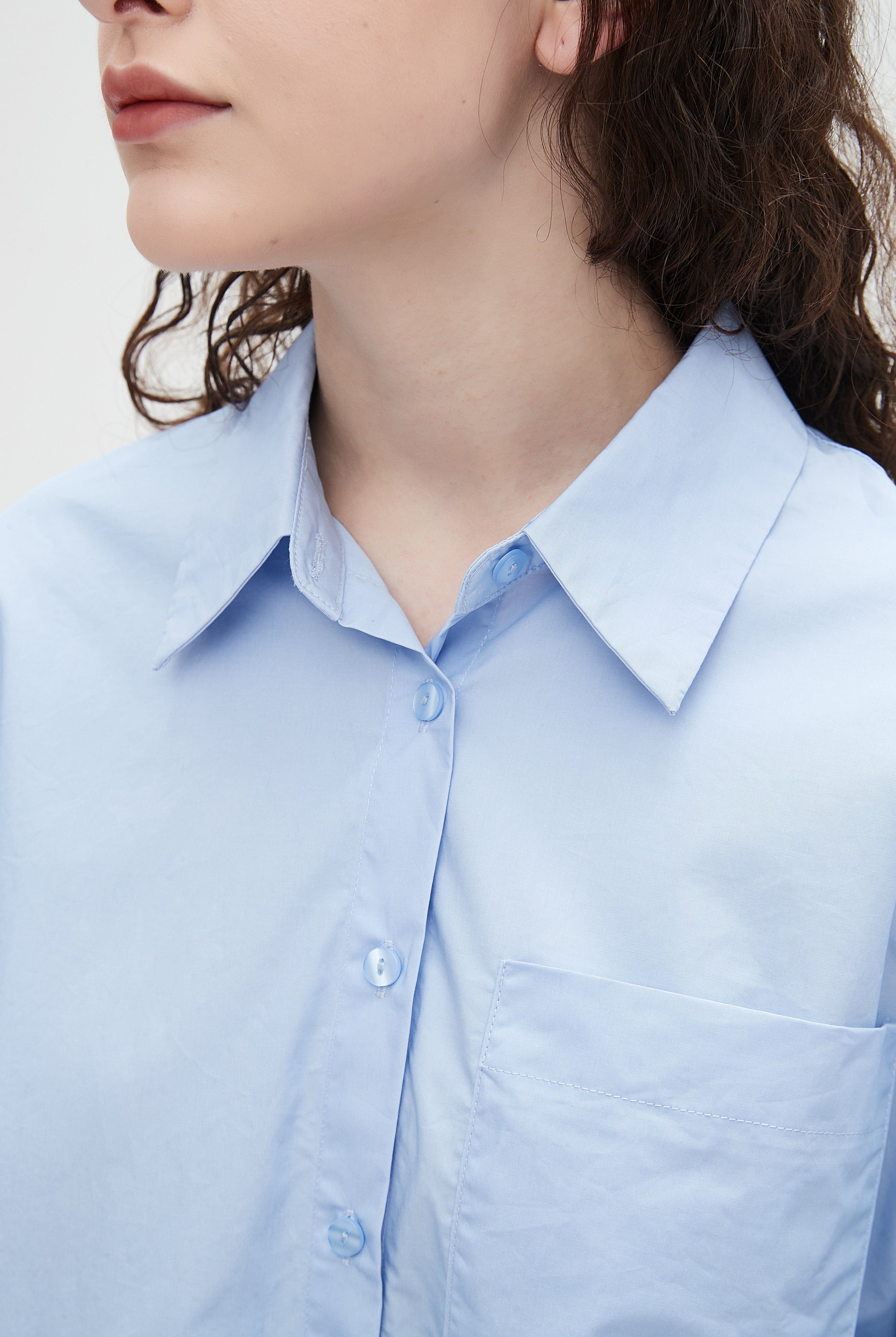 نتشي فستان نسائي سادة واسع قصير بأزرار أمامية وأكمام طويلة