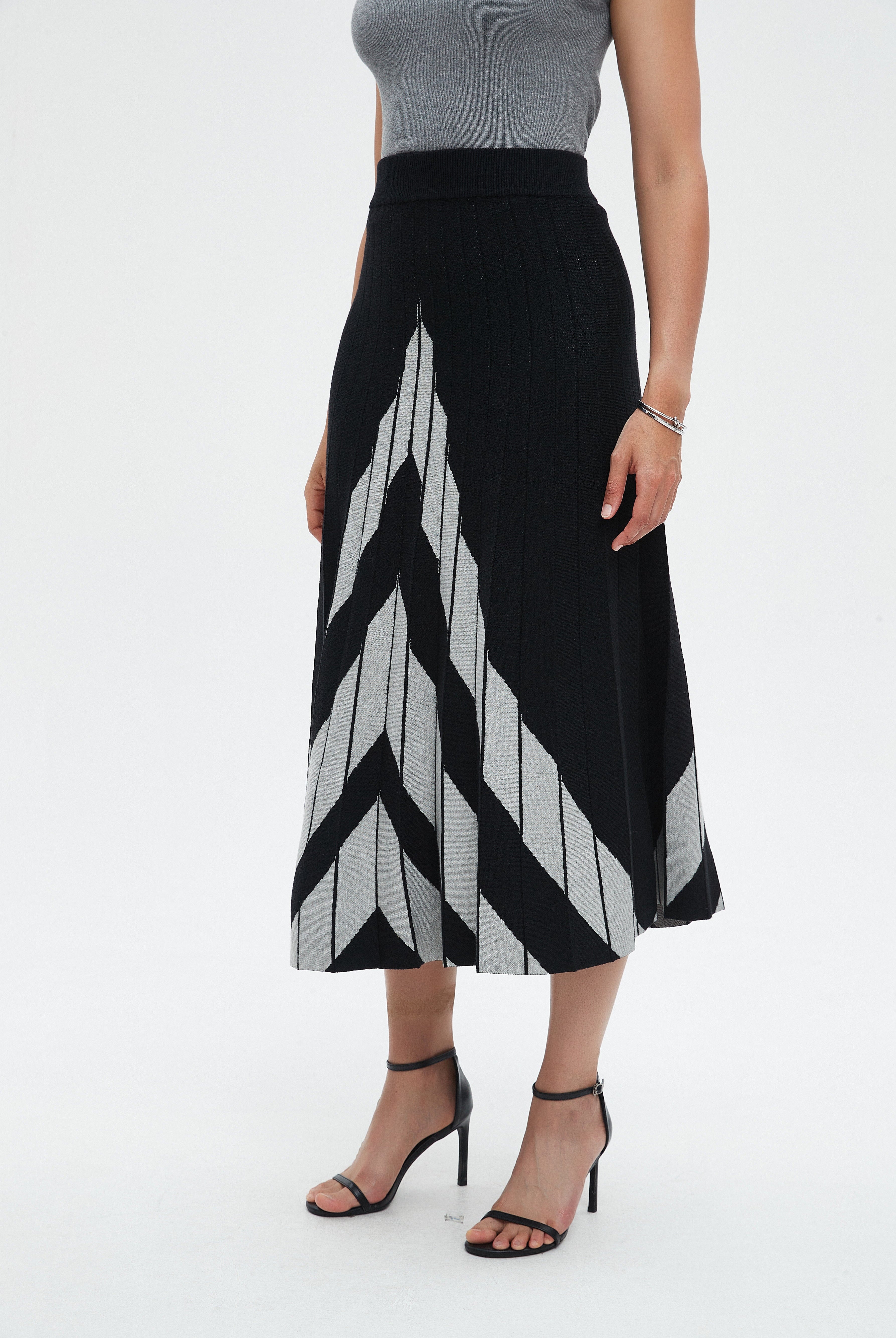 نتشي تنورة ميدي نسائية شتوي ألوان