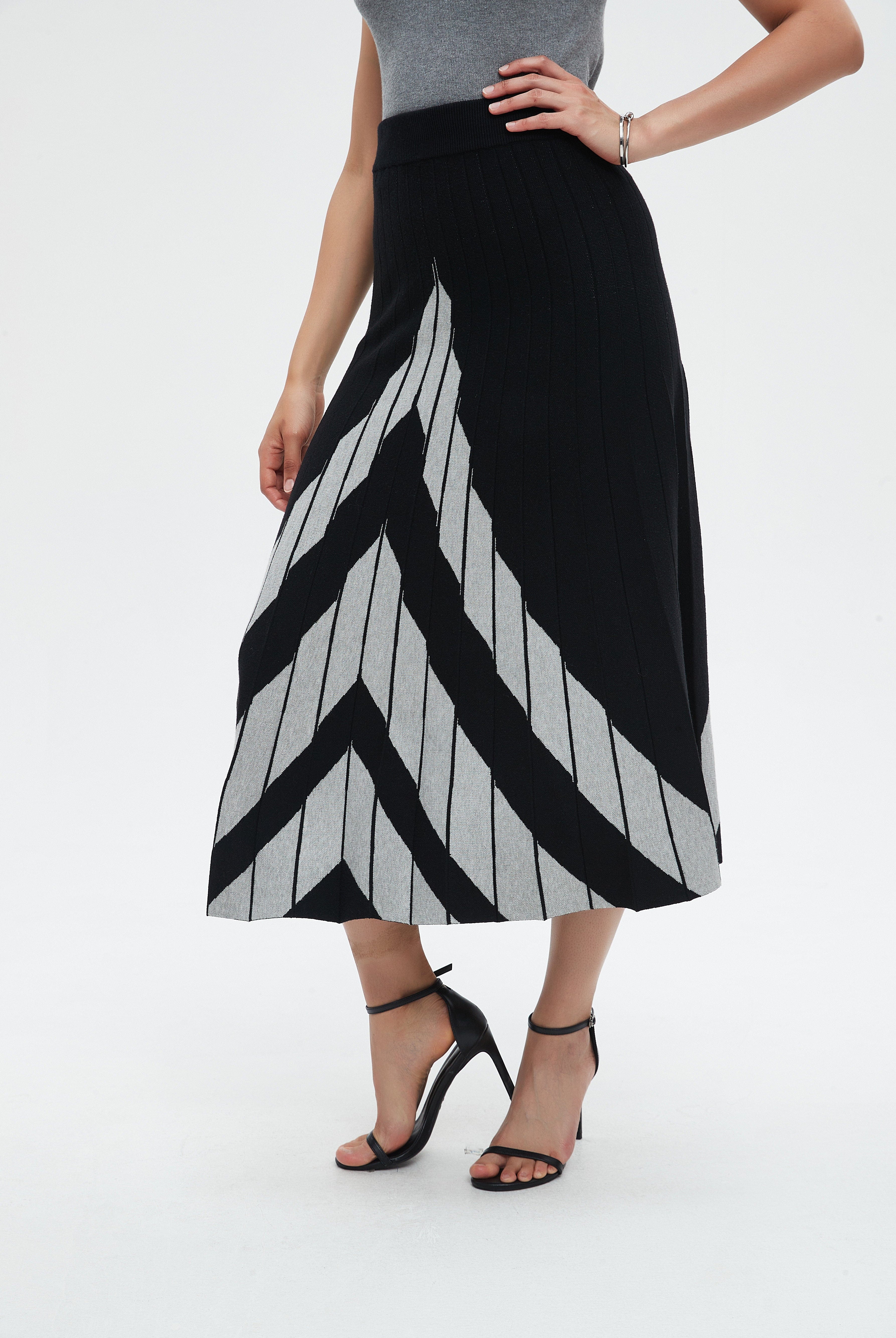 نتشي تنورة ميدي نسائية شتوي ألوان