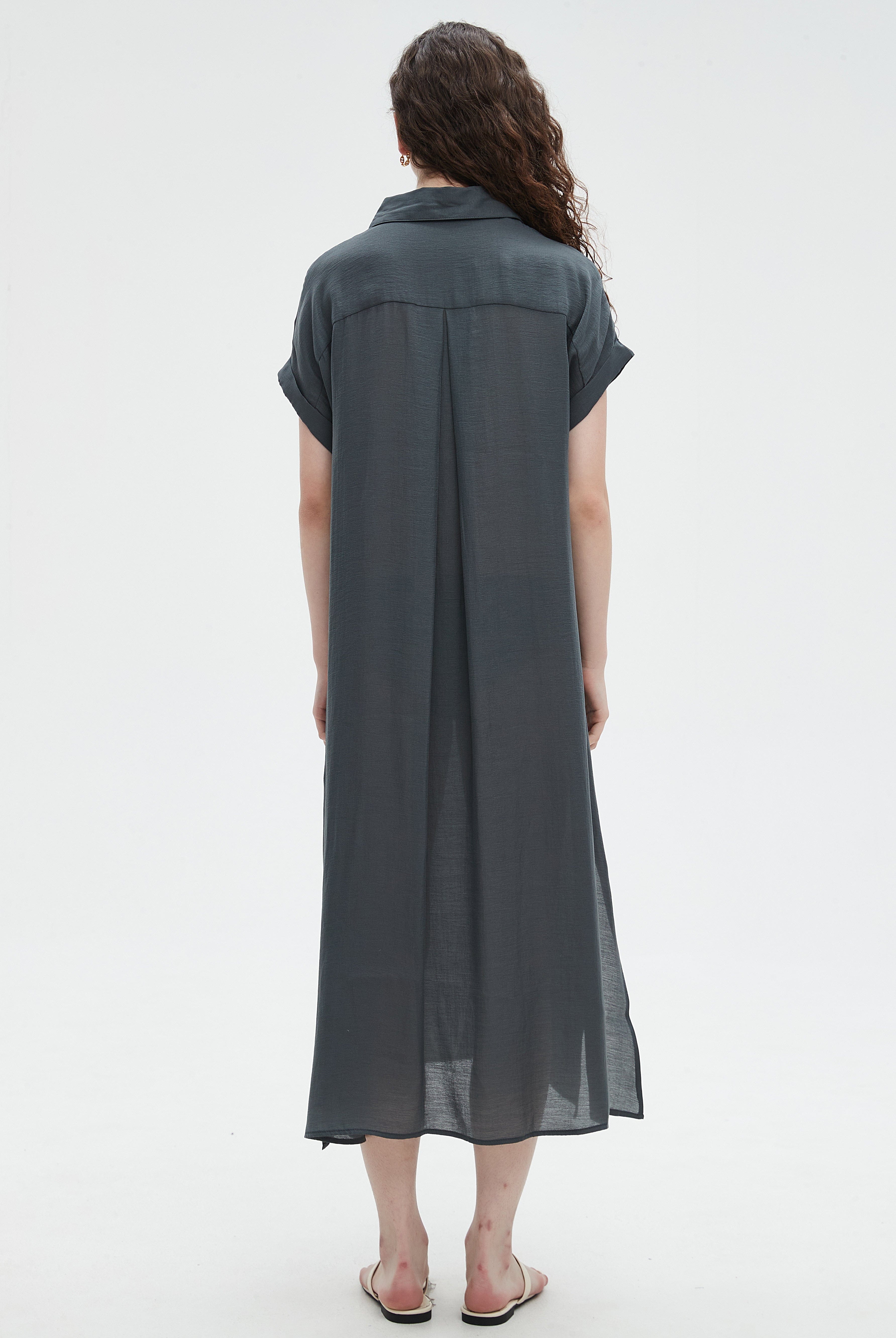 نتشي فستان ميدي نسائي نص كم ساده بياقة وازرار