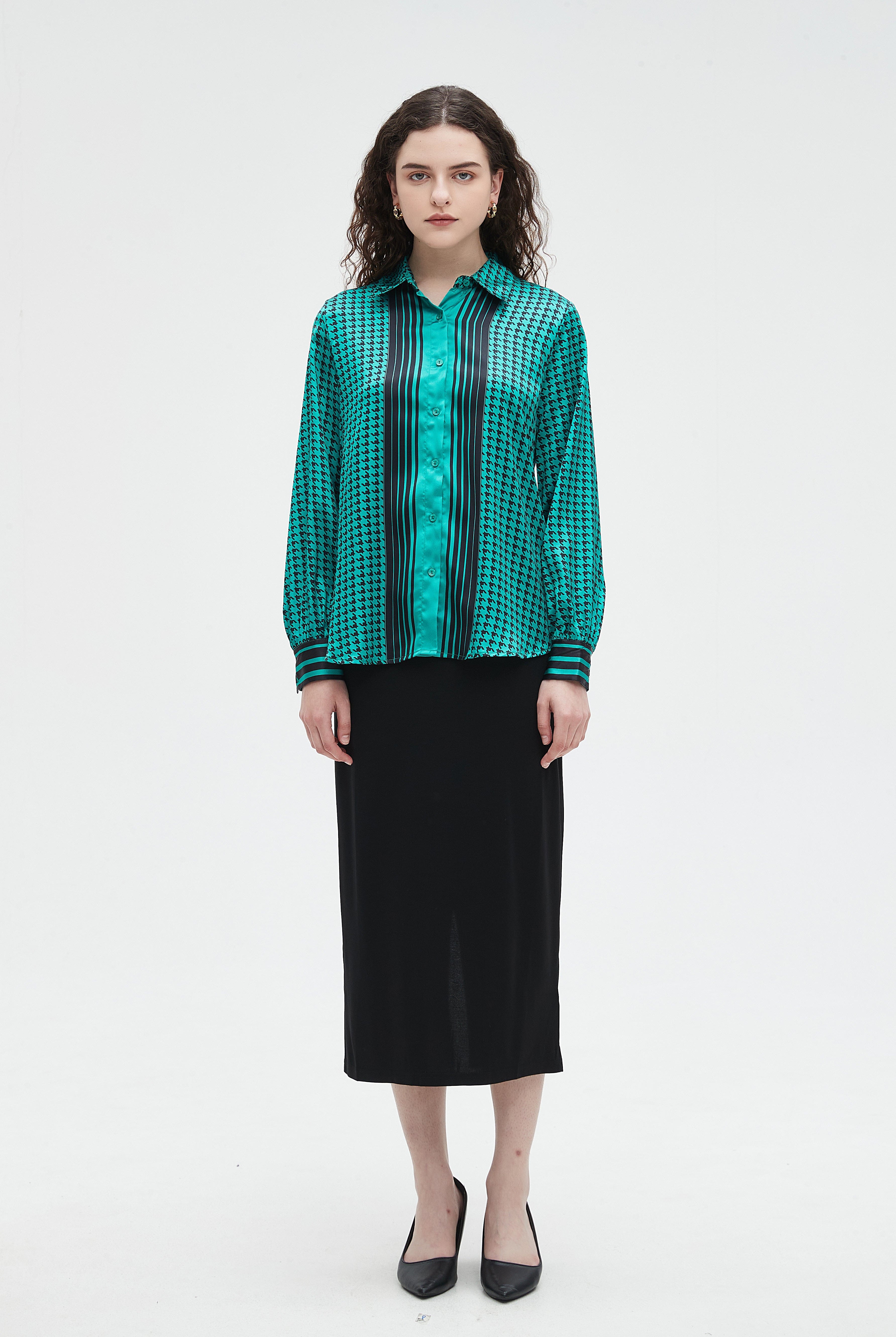 نتشي بلوزة نسائي مخططه بكم طويل