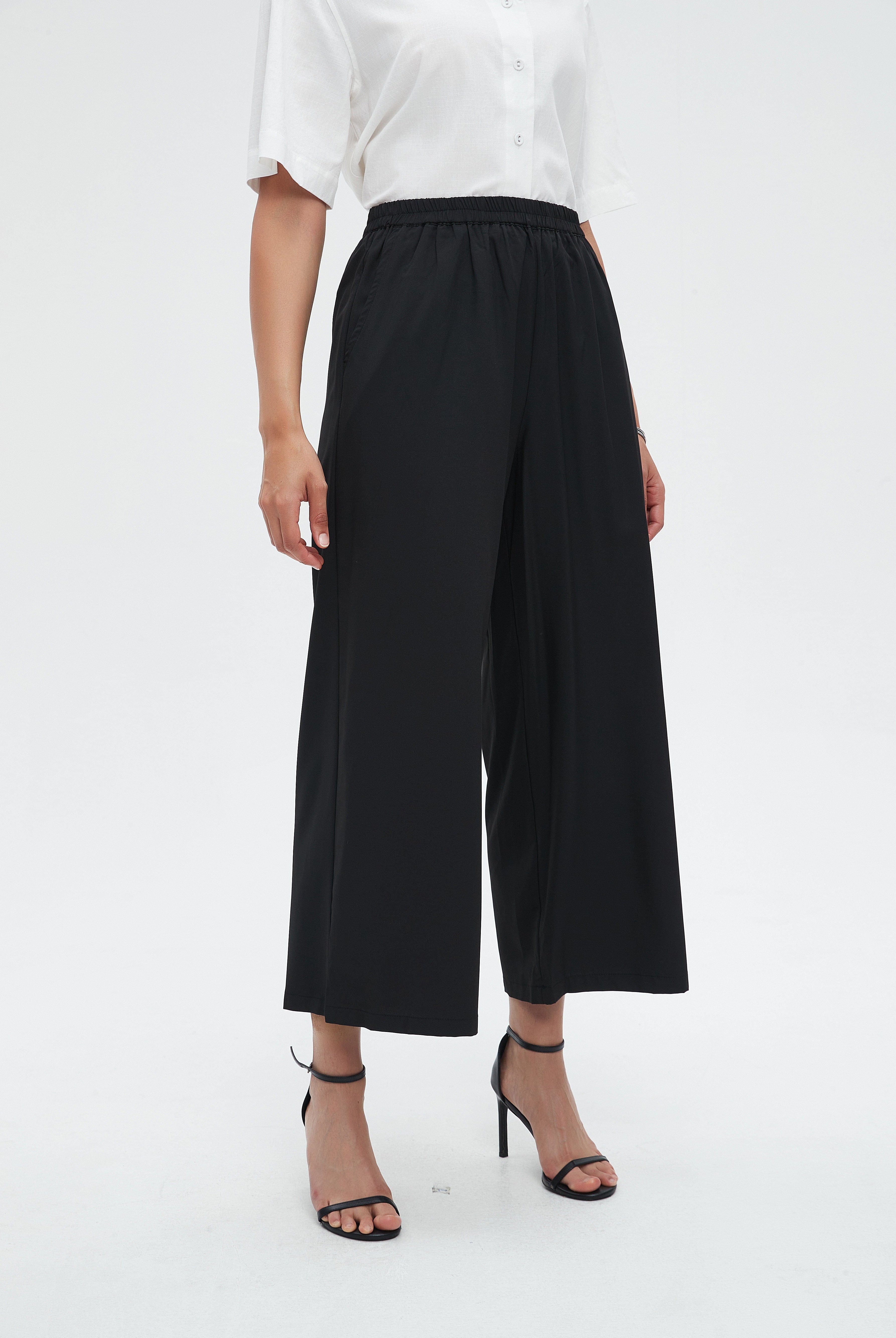 نتشي بنطلون طويل واسع من الاسفل