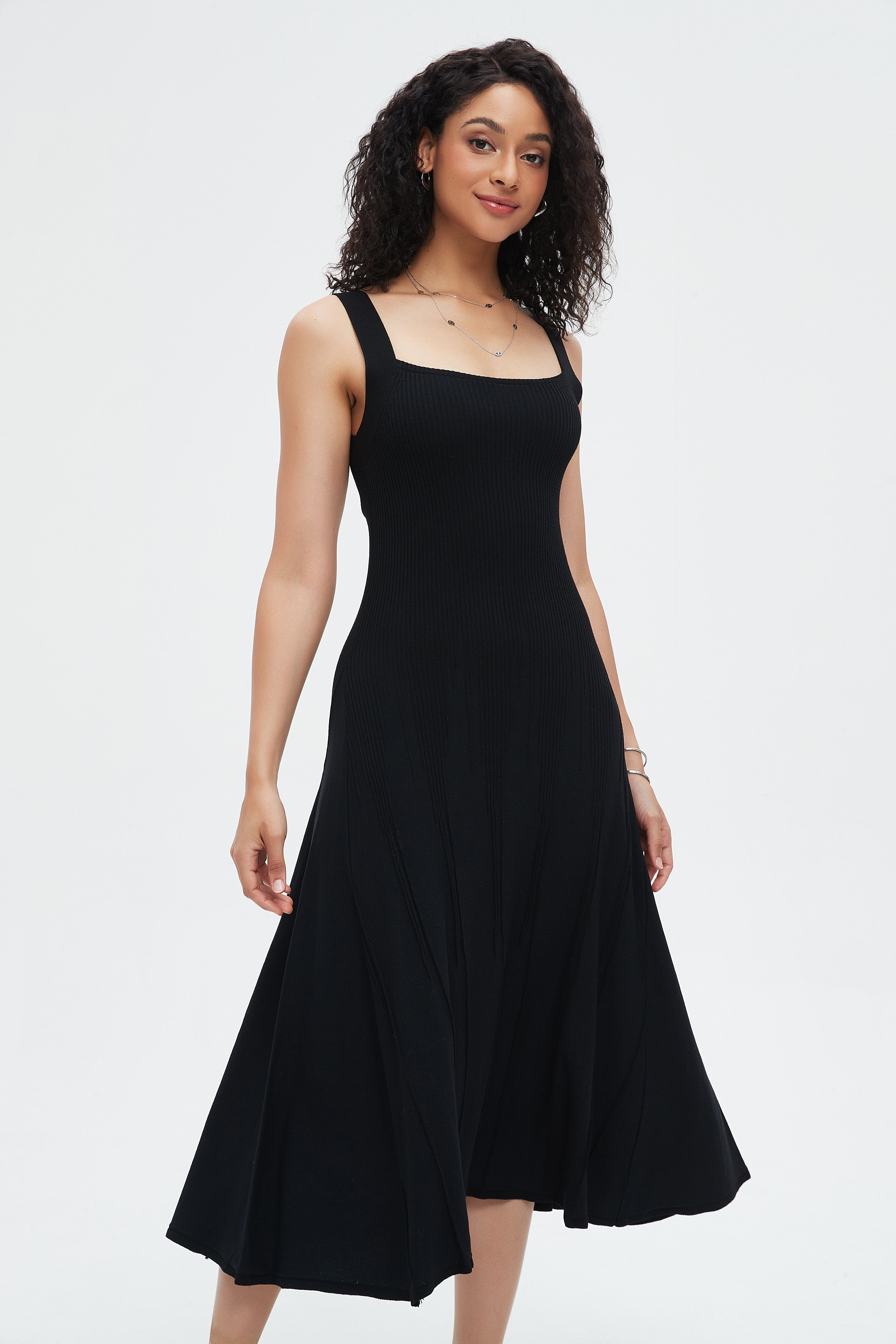 نتشي فستان نسائي ميدي بدون اكمام