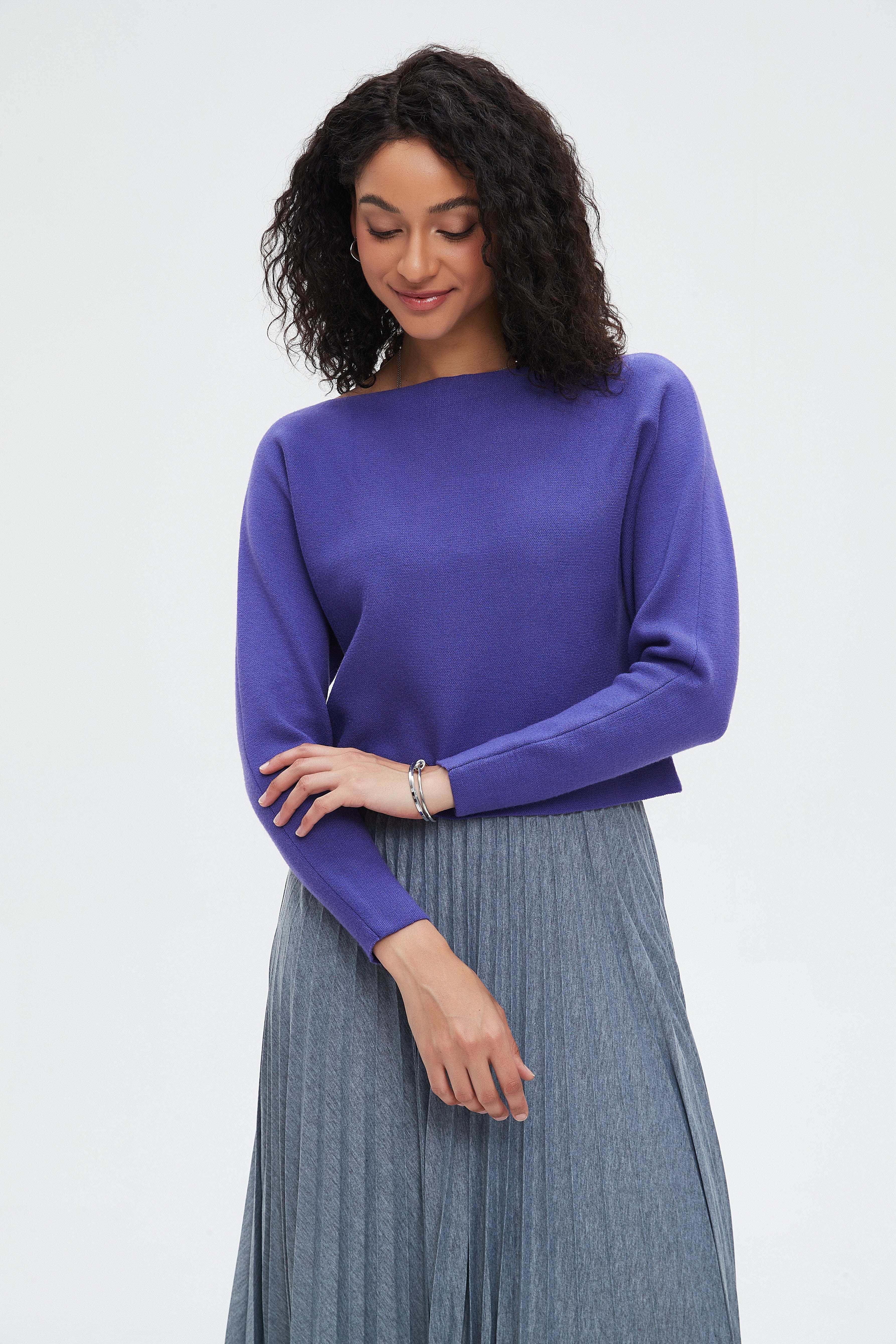 نتشي بلوزة نسائية سادة بأكمام طويلة