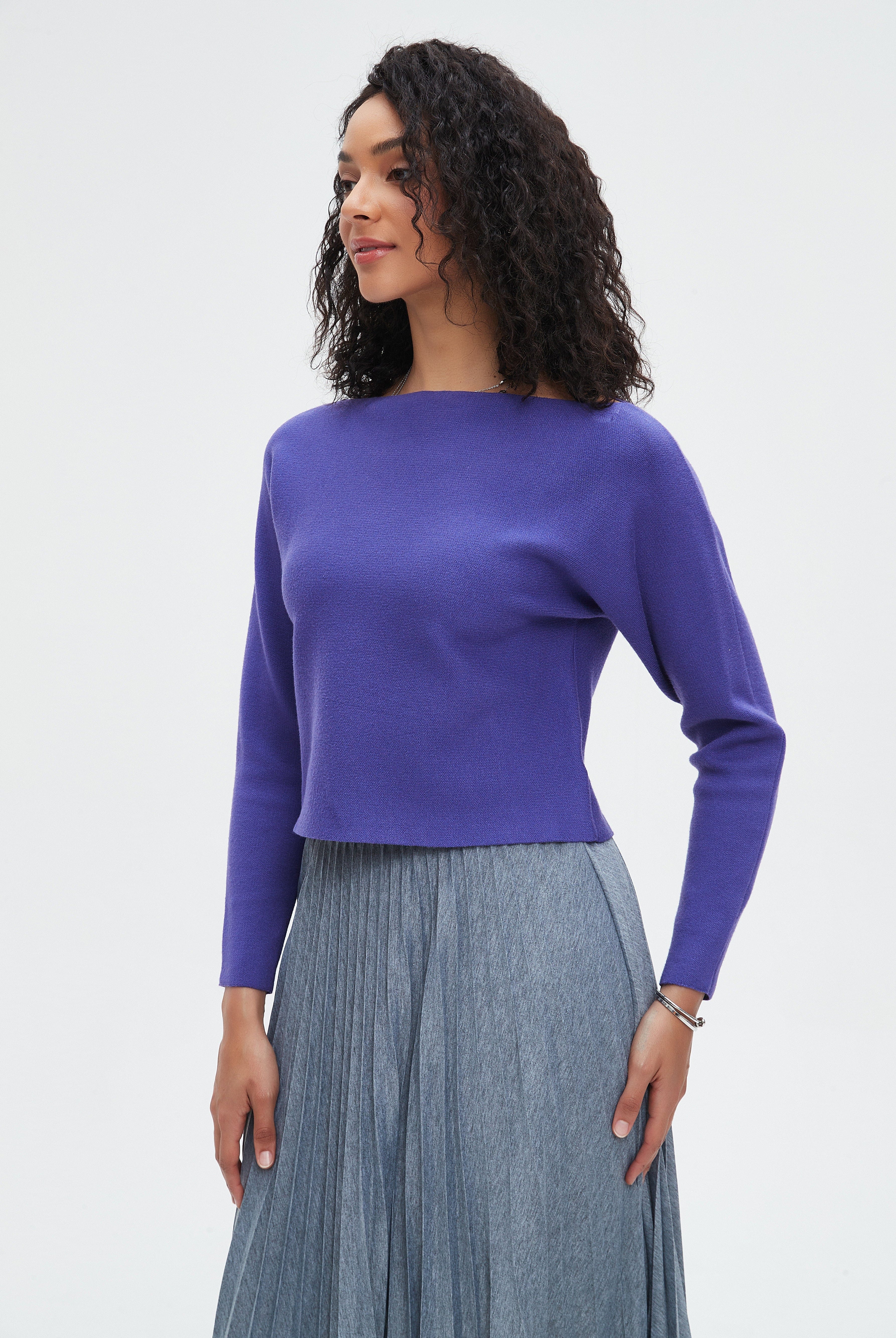 نتشي بلوزة نسائية سادة بأكمام طويلة