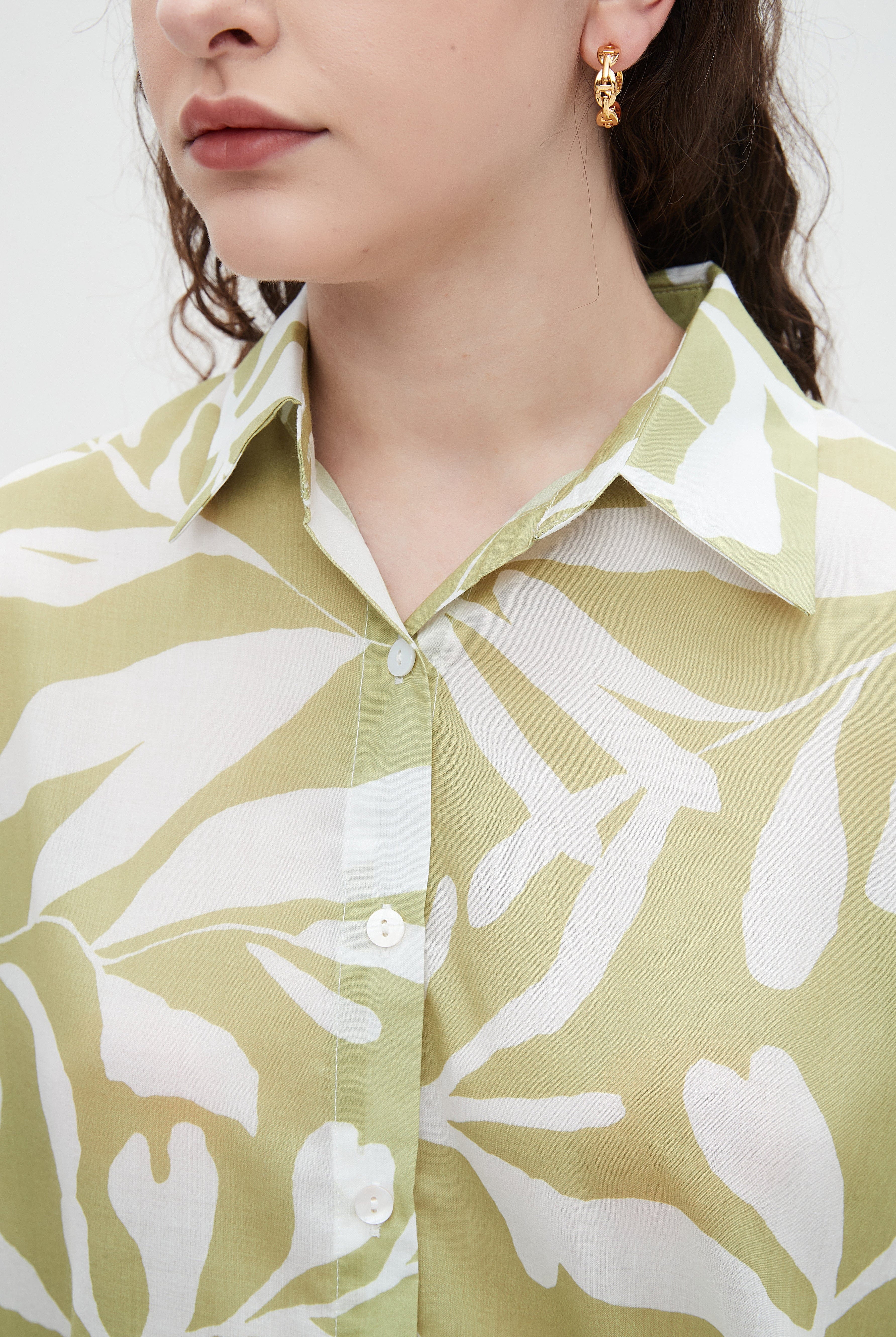 نتشي بلوزة نسائي بكم منقوشة بنقشة اشجار