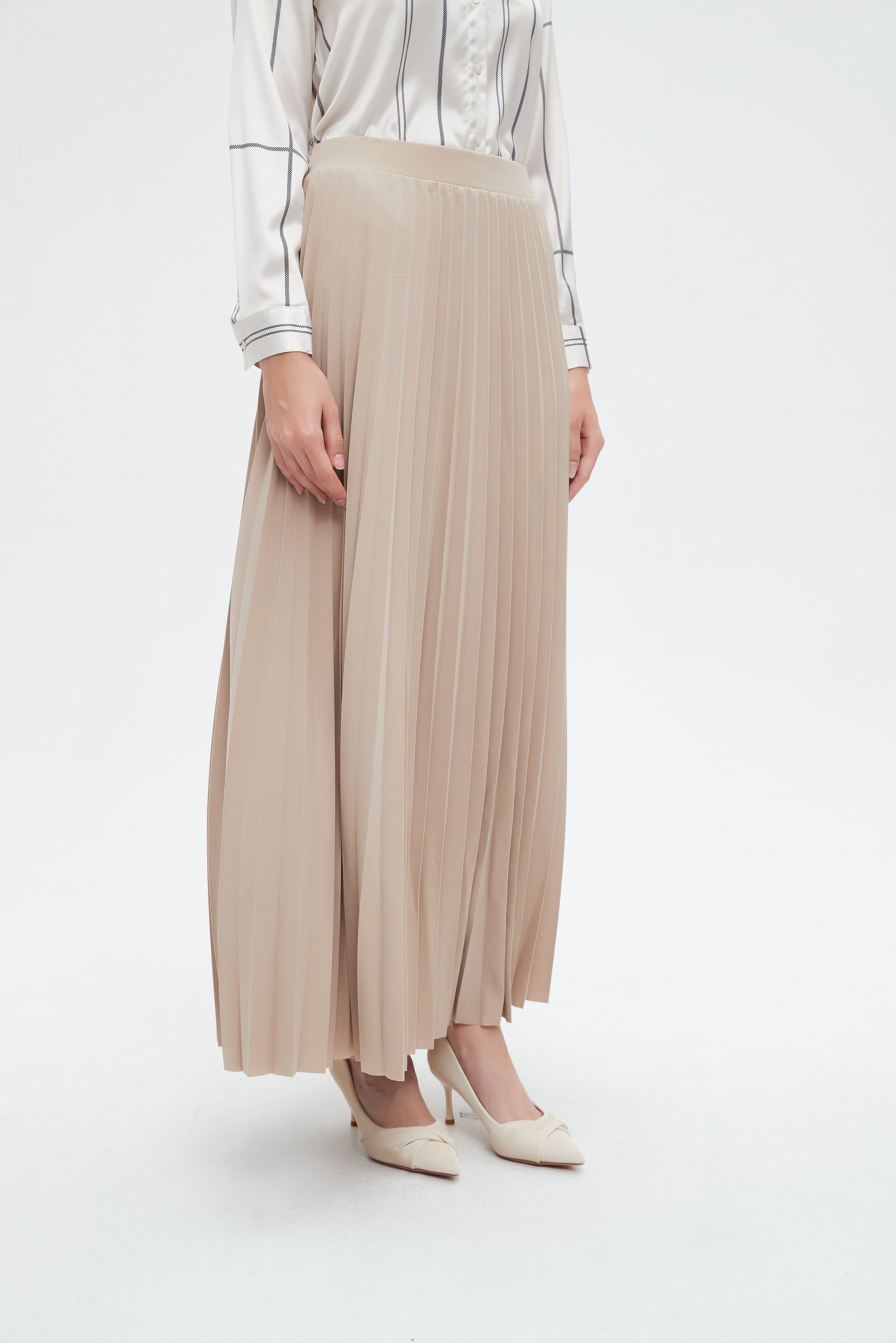 نتشي تنورة ميدي سادة بليسية