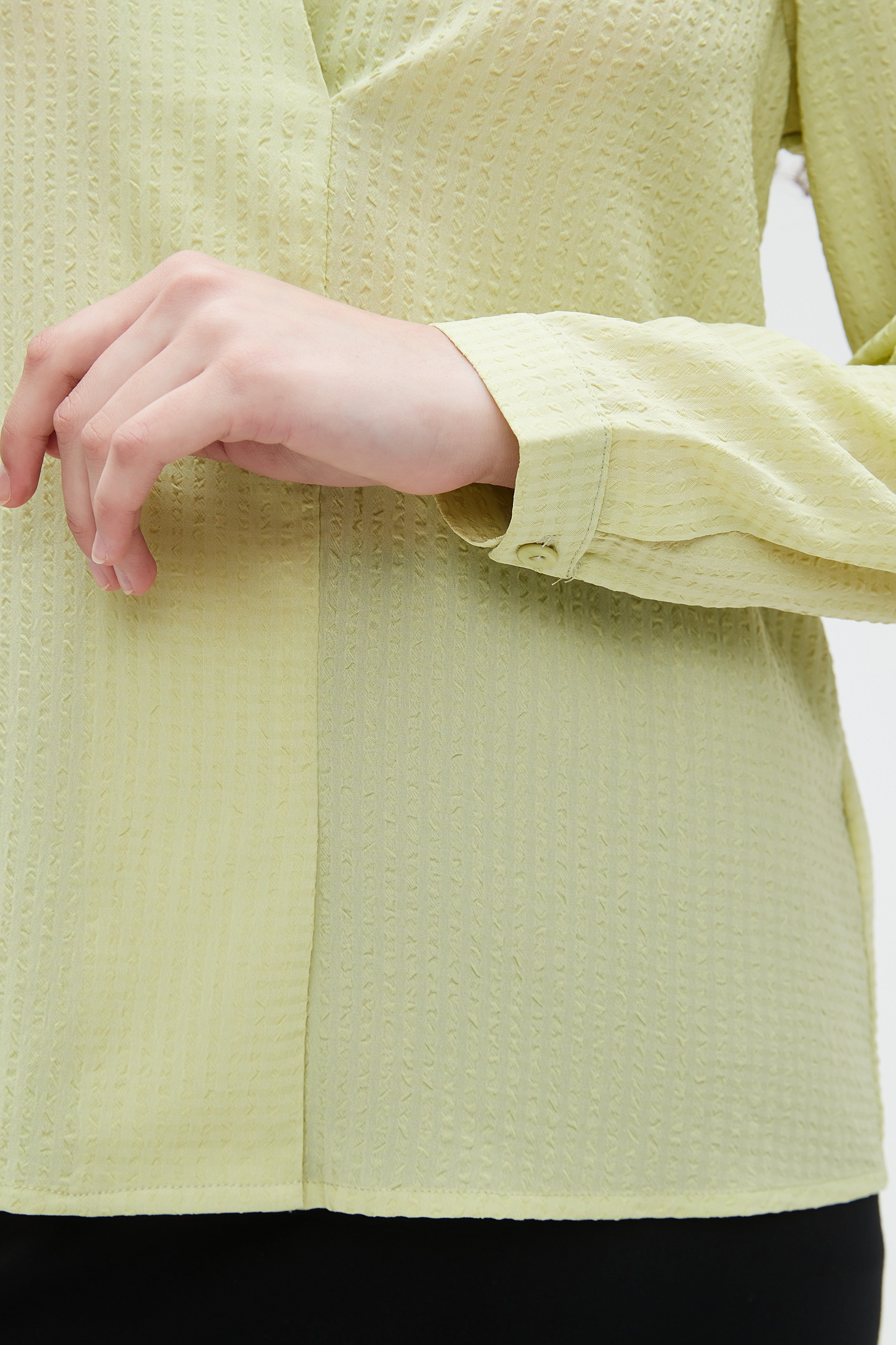 ูุชุดู ุจููุฒุฉ ุจูู
ุทููู ุณุงุฏู ููุฏูุงู