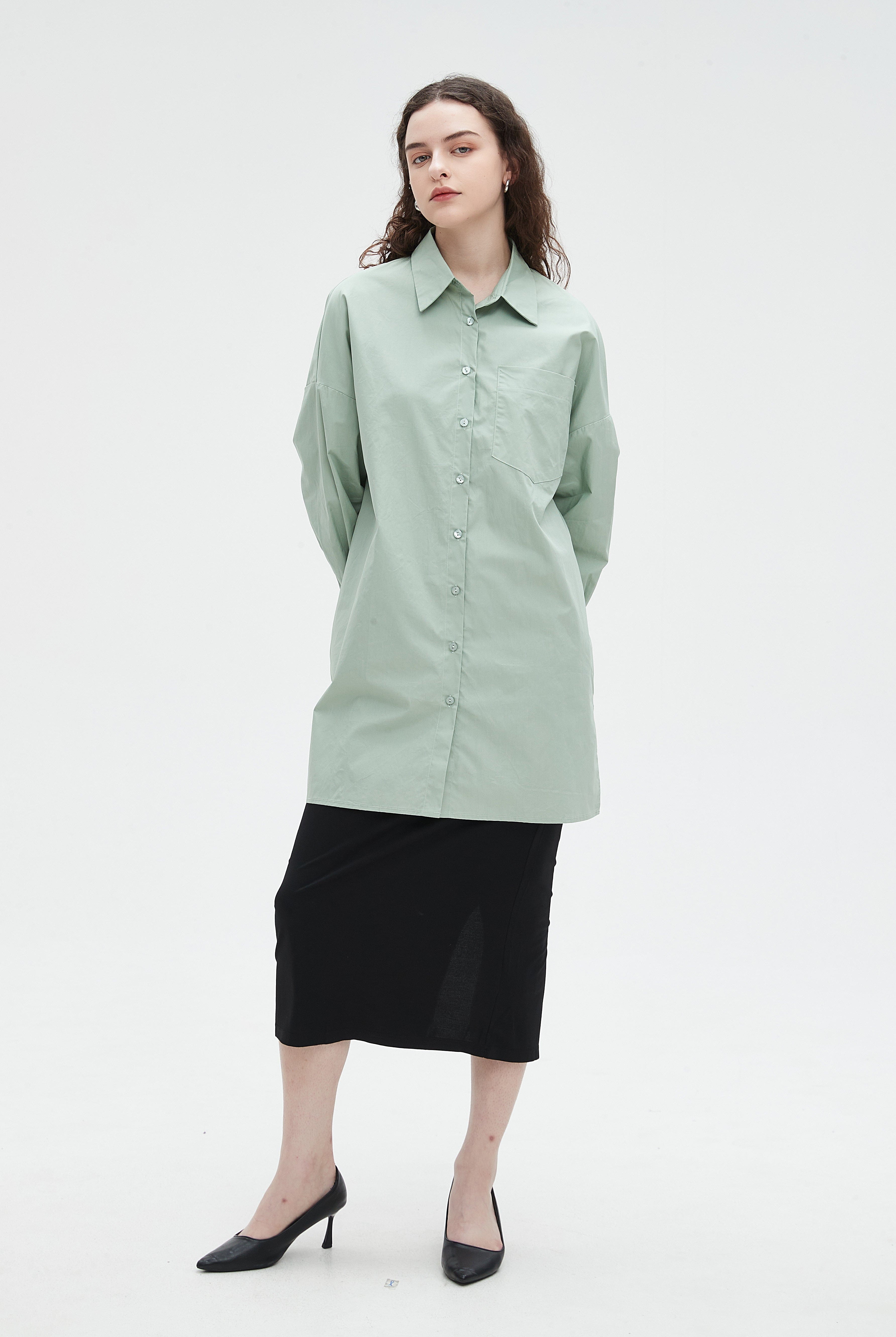 نتشي فستان نسائي سادة واسع قصير بأزرار أمامية وأكمام طويلة