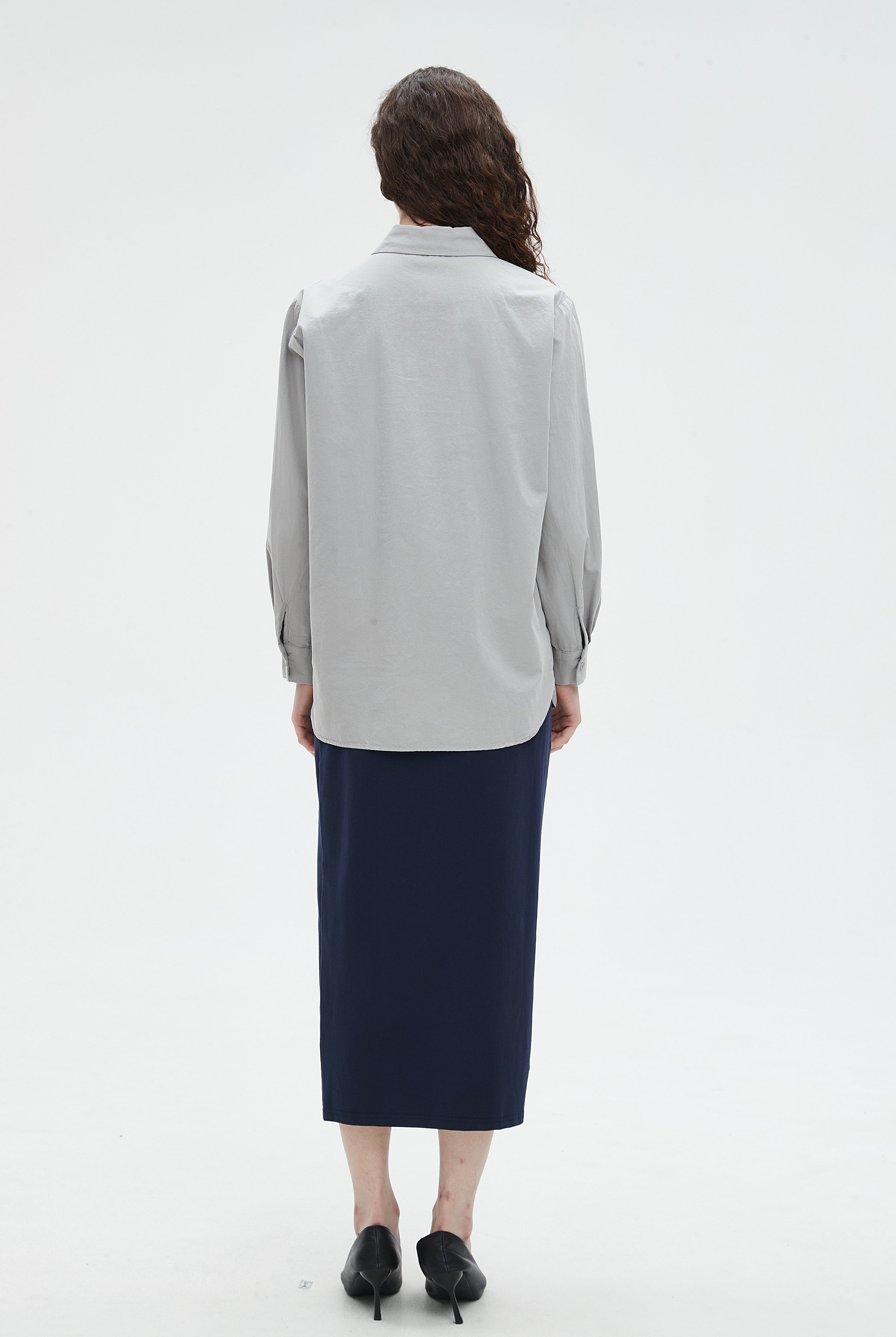 نتشي قميص نسائي سادة بأزرار أمامية وكم طويل