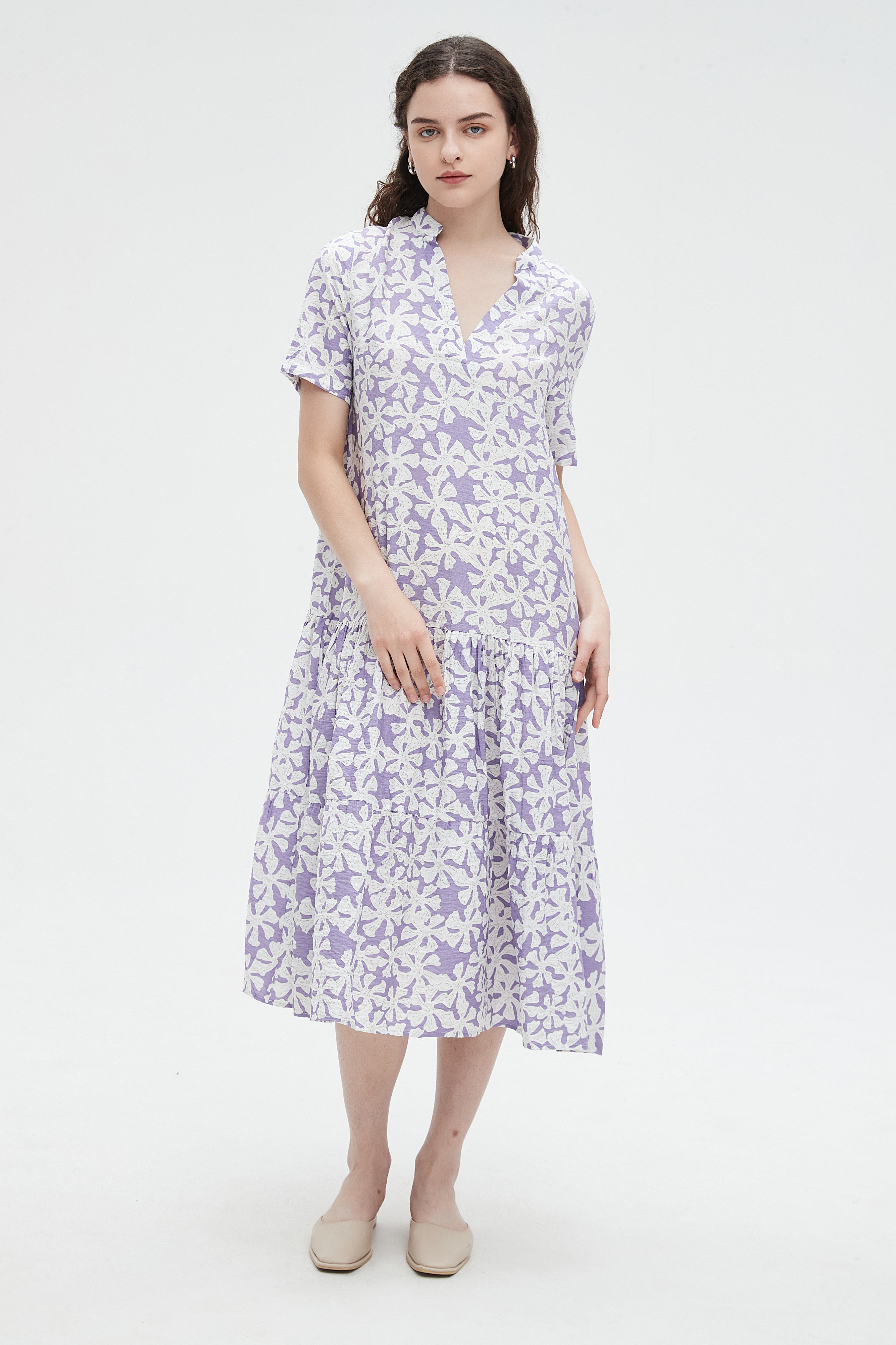 نتشي فستان ميدي نسائي نص كم منقوش