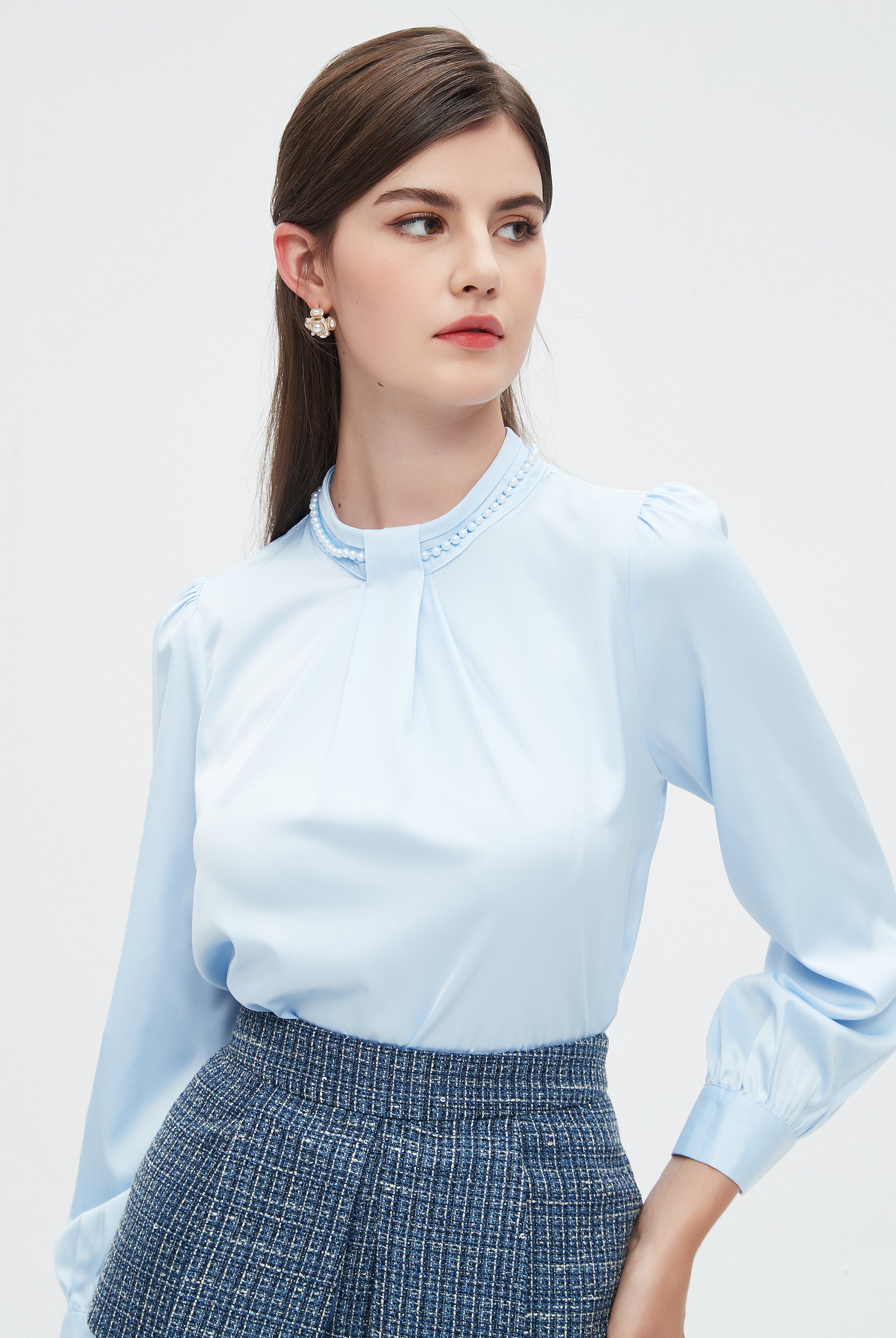 نتشي بلوزة نسائية بأكمام طويلة سادة