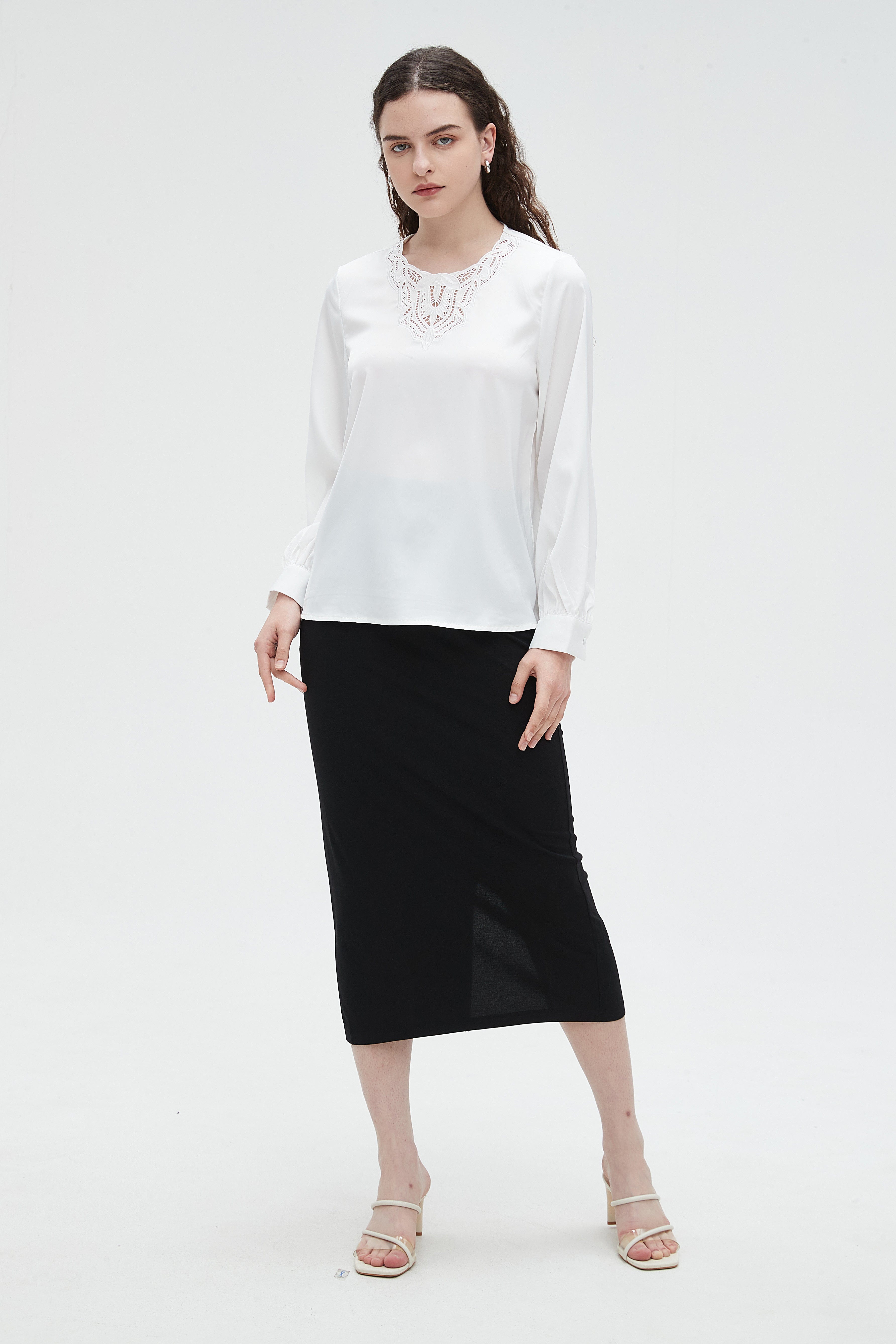 ูุชุดู ุจููุฒุฉ ูุณุงุฆู ุจูู
ุทููู ูููุดู ุนูู ุงูุตุฏุฑ