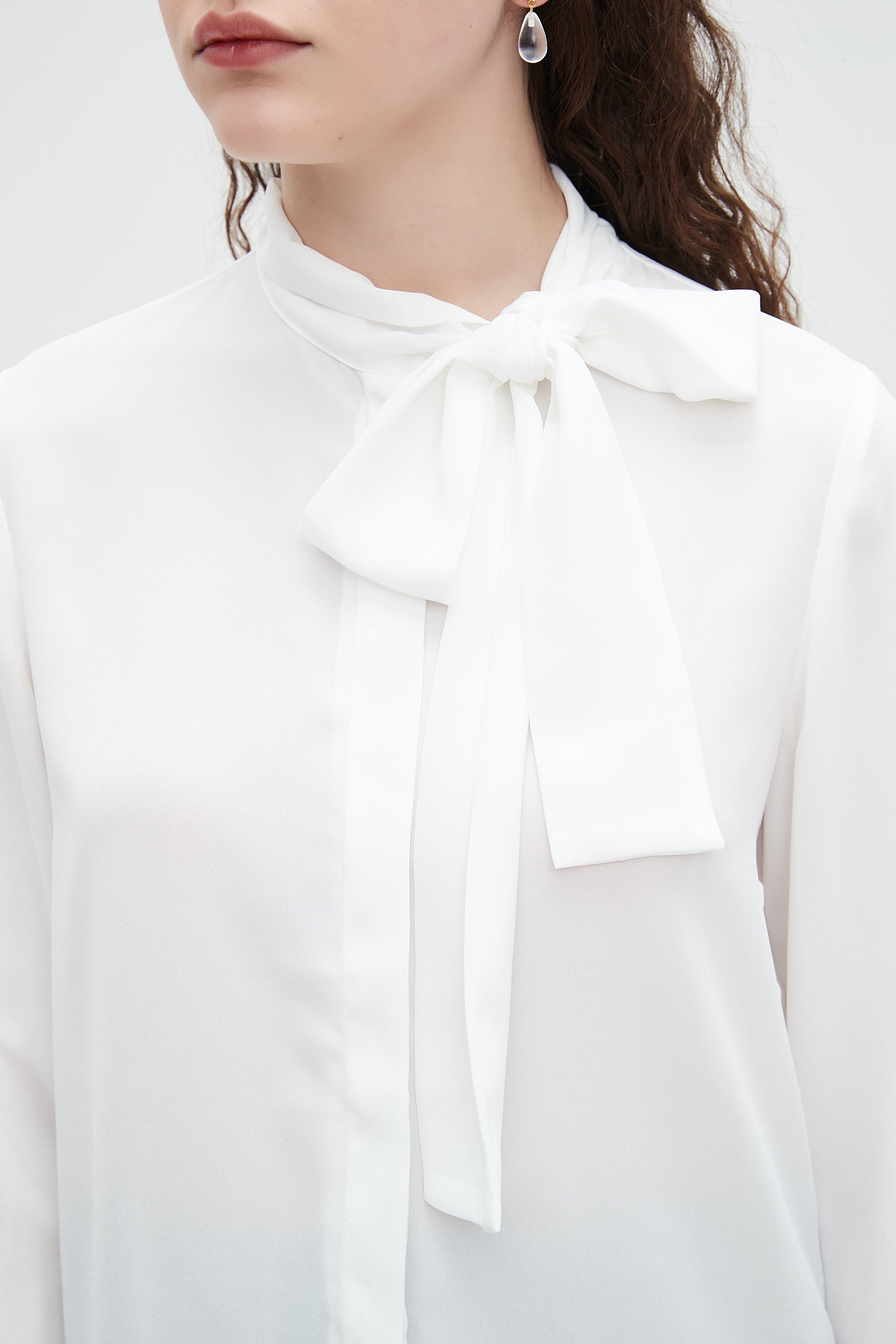 ูุชุดู ุจููุฒุฉ ูุณุงุฆู ูู
ุทููู ุณุงุฏู ููููููู ุนุงูุฑูุจู