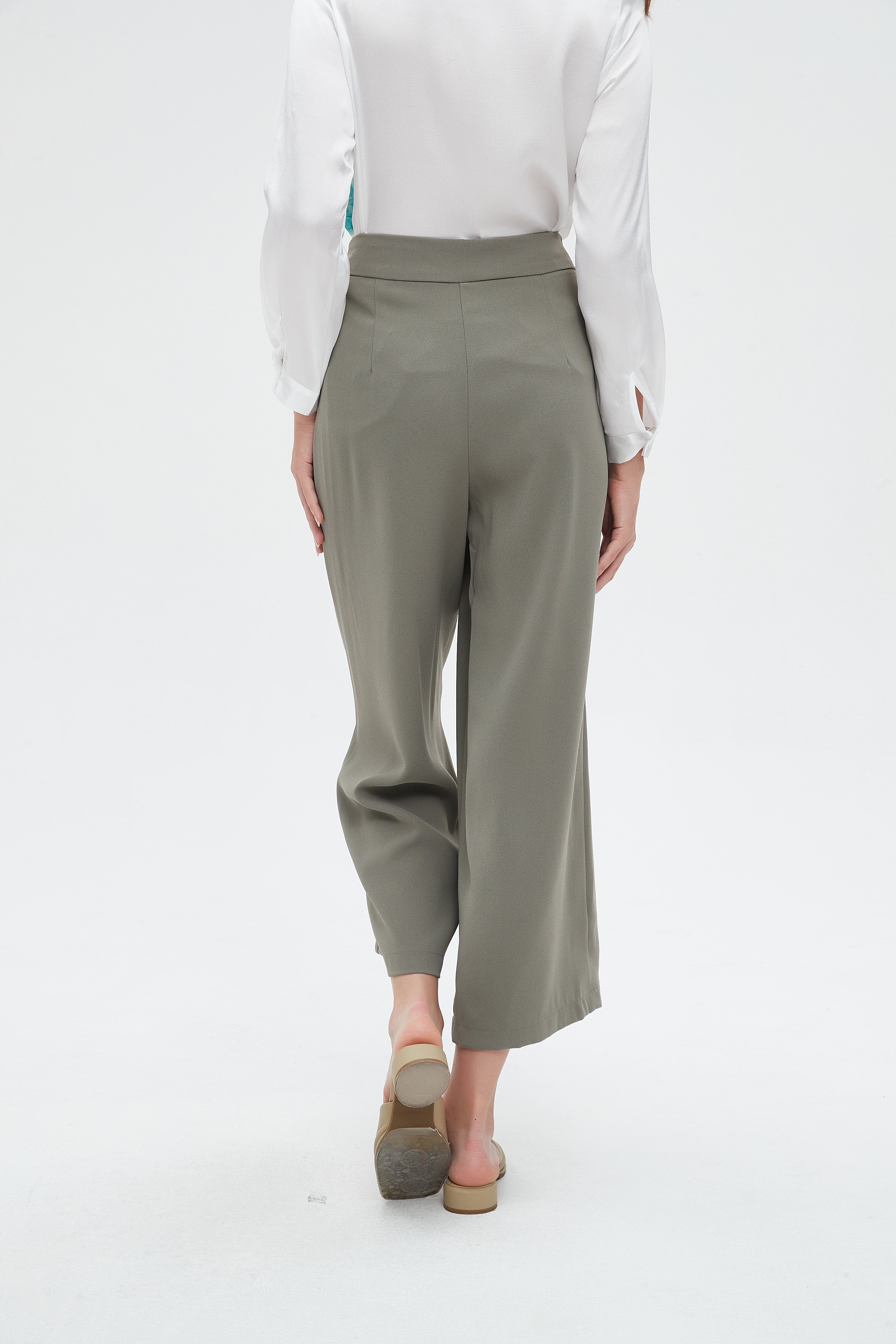 نتشي بنطلون طويل بخصر مرتفع