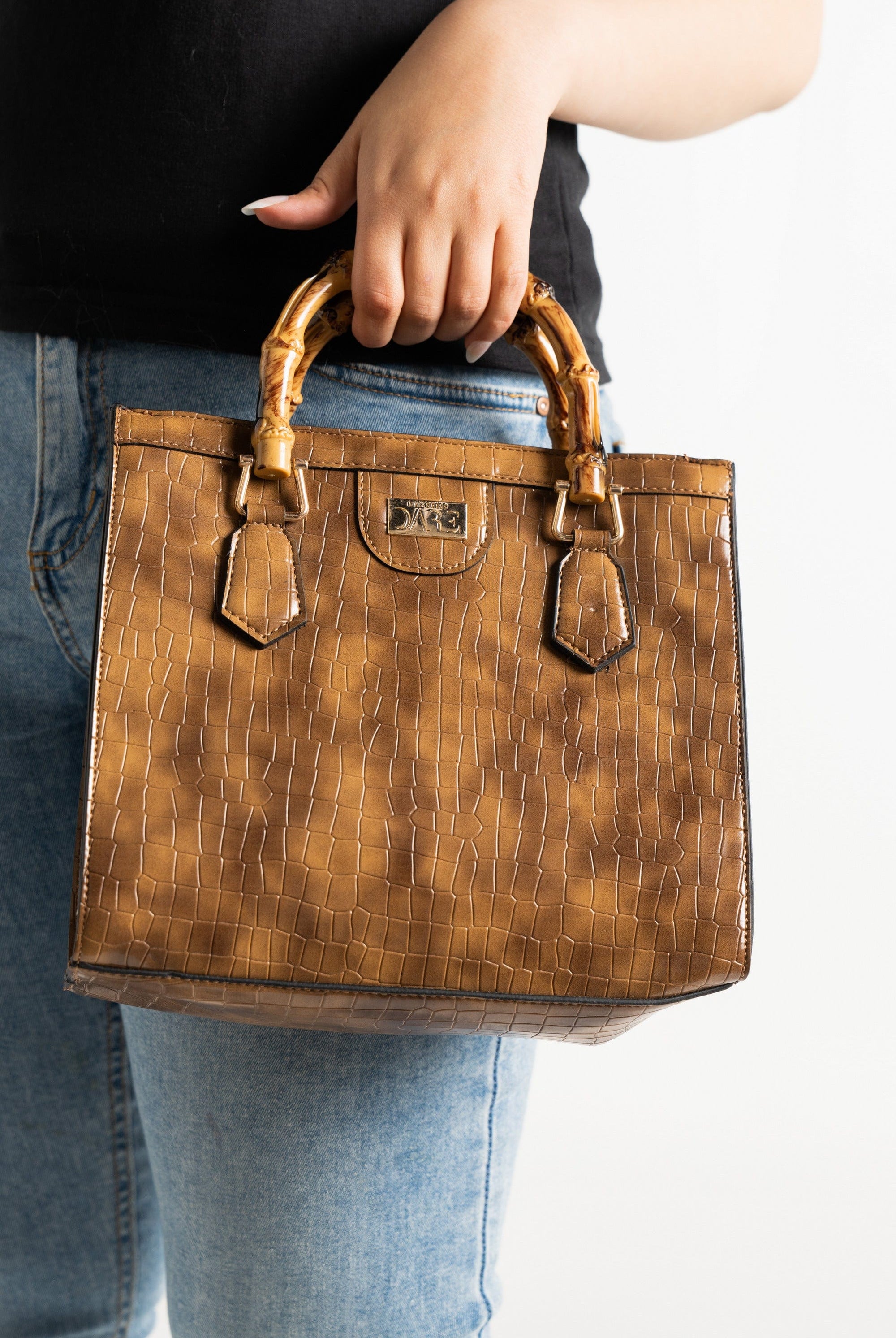 داليدرس حقيبة يد جلد نمر لامع نسائي بني