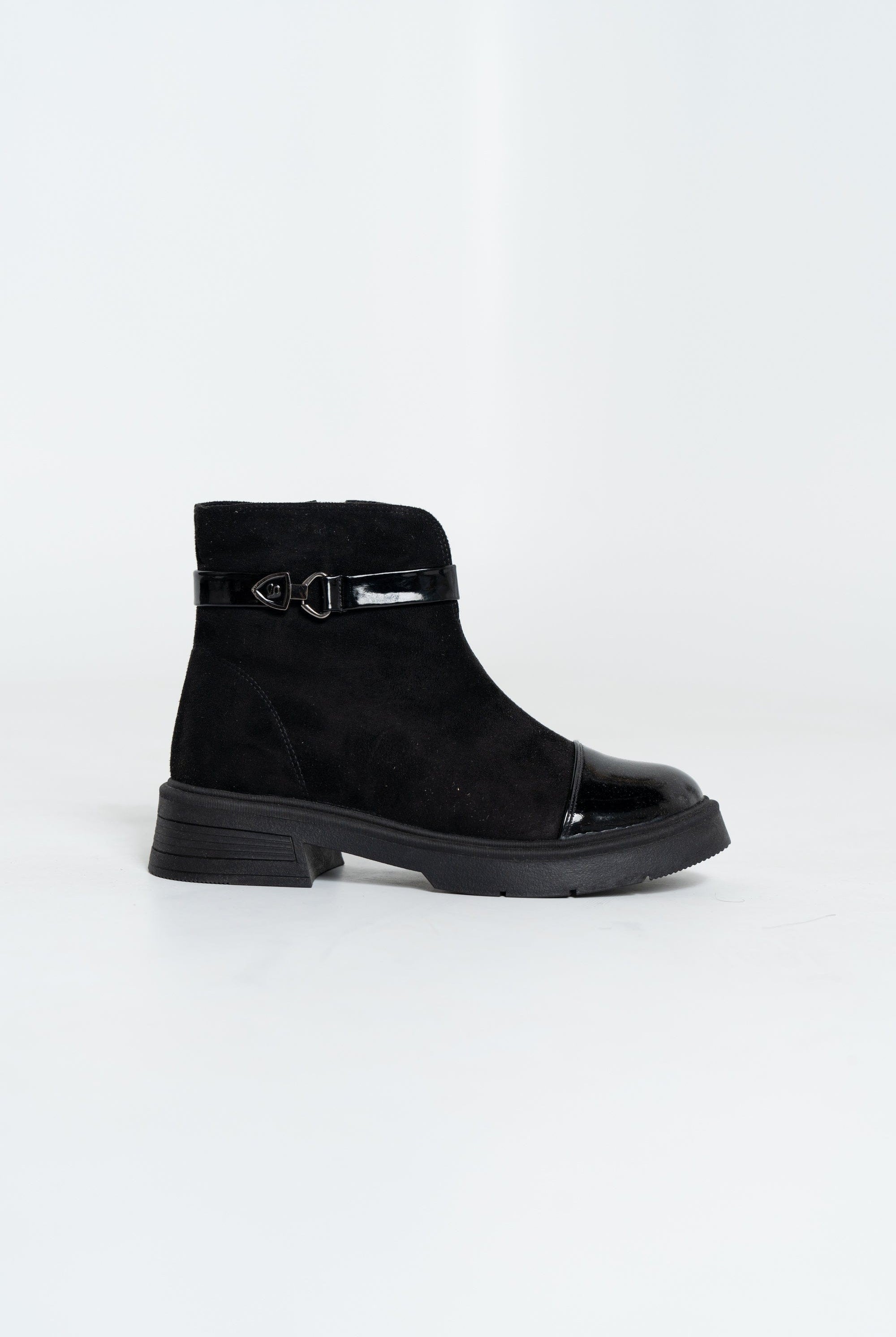 داليدرس حذاء نسائي برقبة سادة بكعب مرتفع أسود