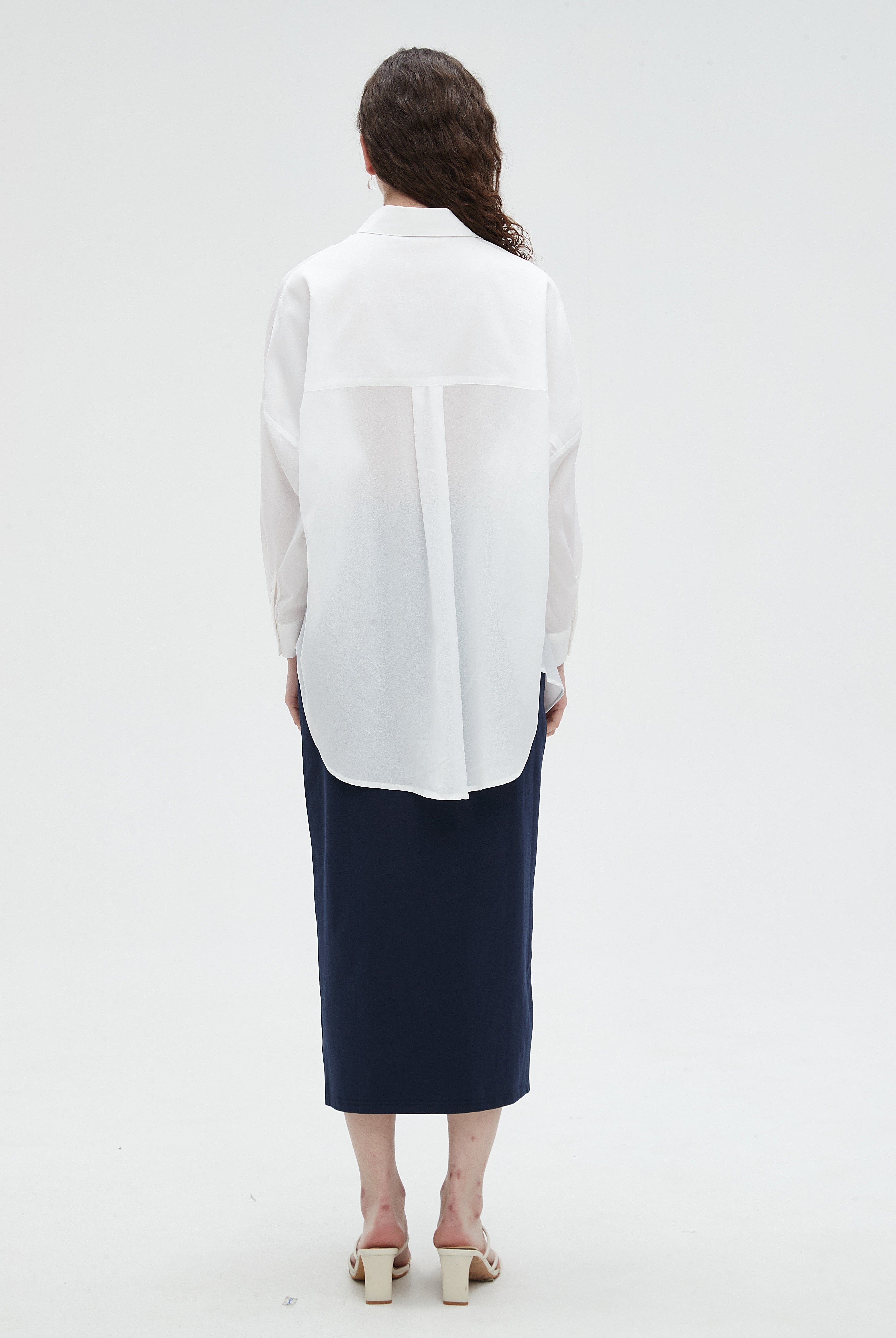 نتشي بلوزة نسائي ساده بياقه وأكمام طويلة