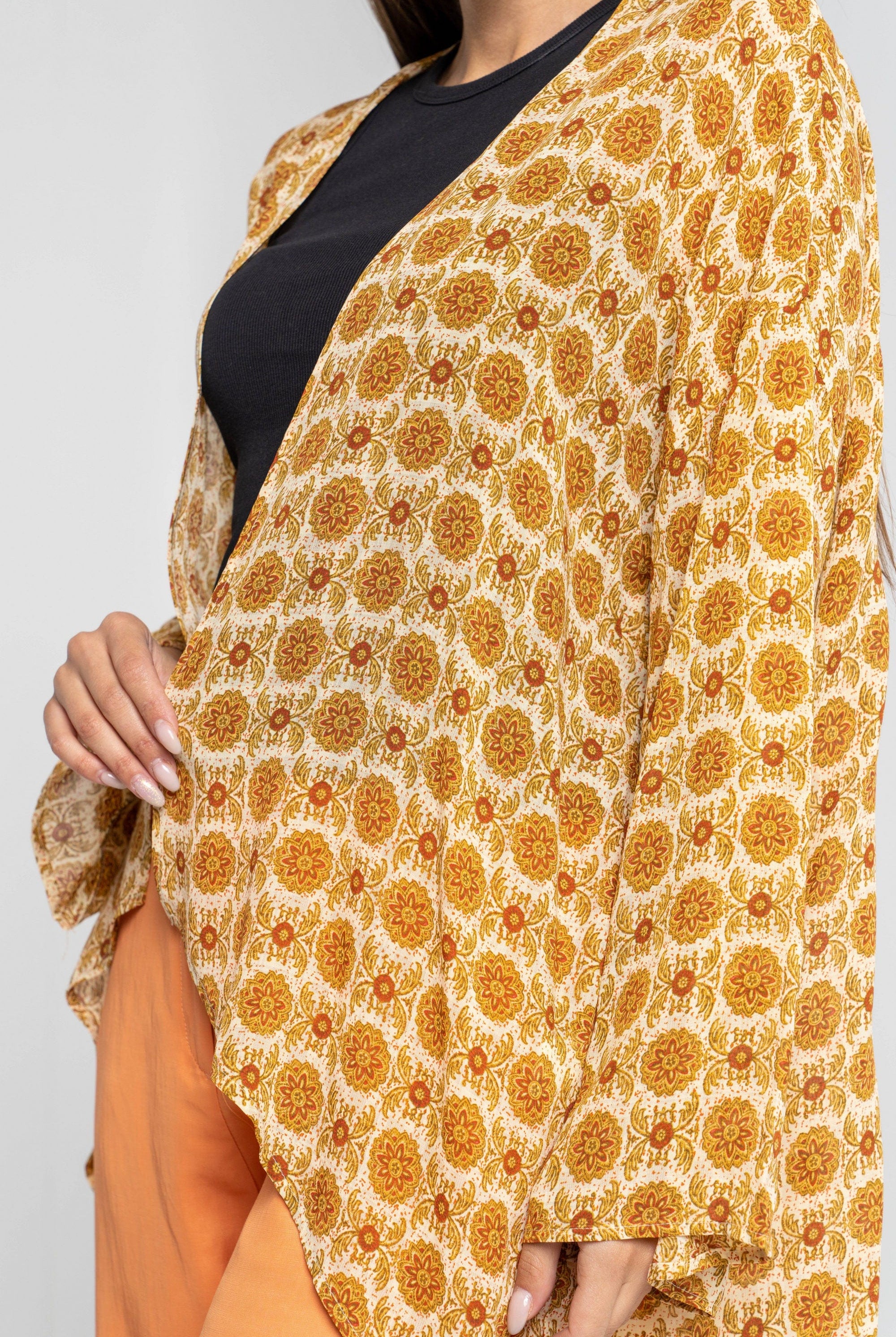 داليدرس كيمونو نسائي منقوش مفتوح كم طويل متعدد الألوان