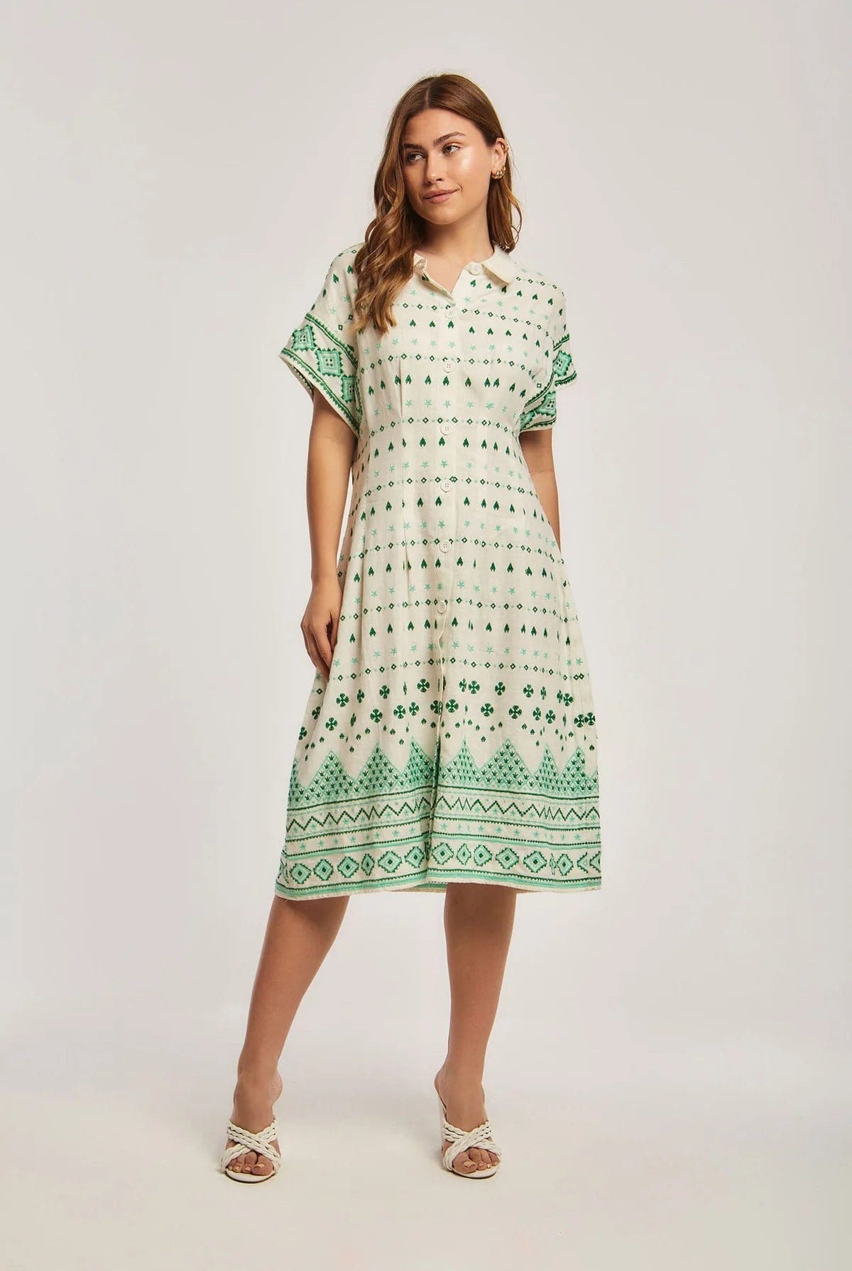 داليدرس فستان نسائي منقوش بأزرار أمامية أخضر