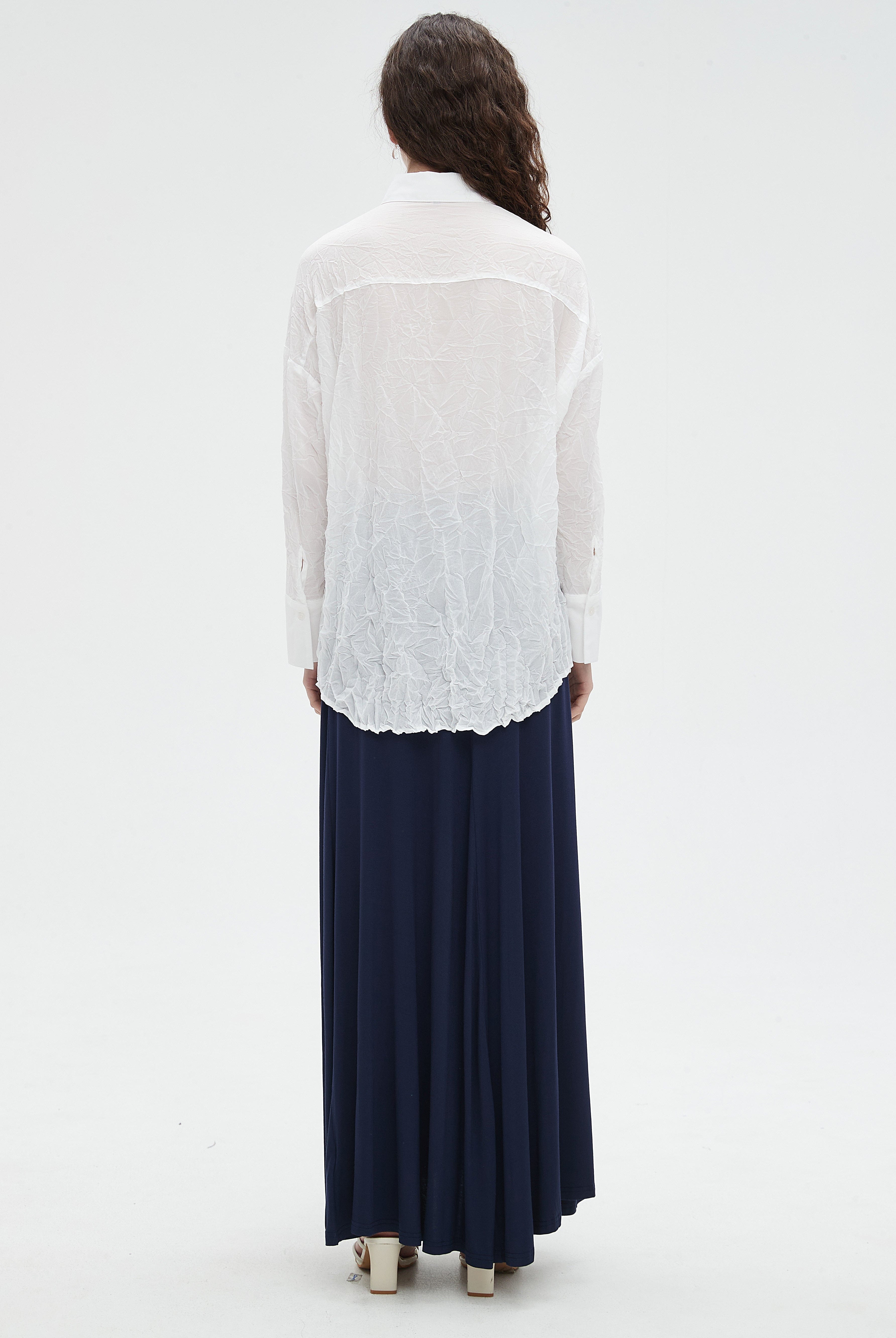 نتشي قميص نسائي سادة بأكمام طويلة وازرار أمامية