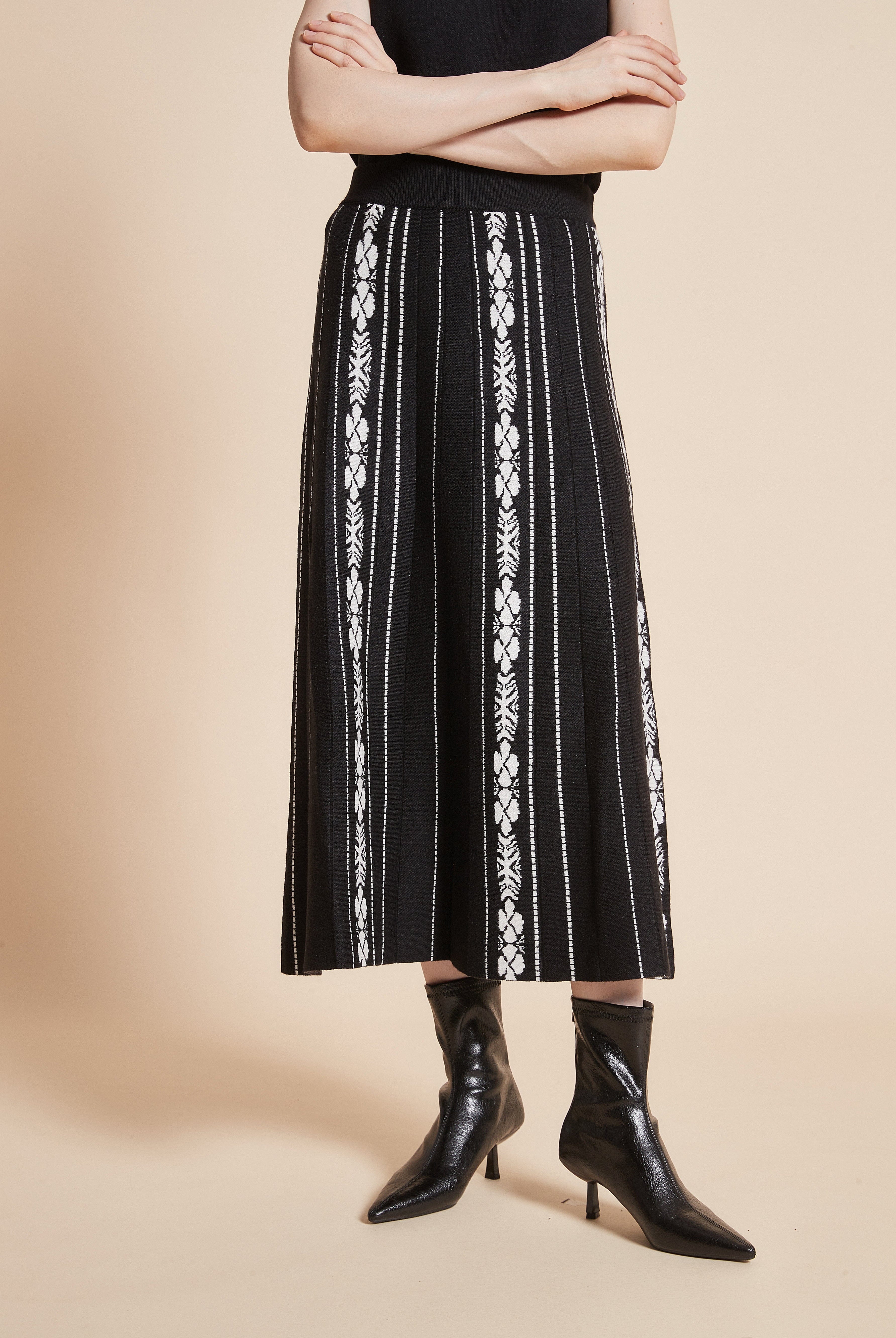 يولا تنورة نسائية ميدي مورده