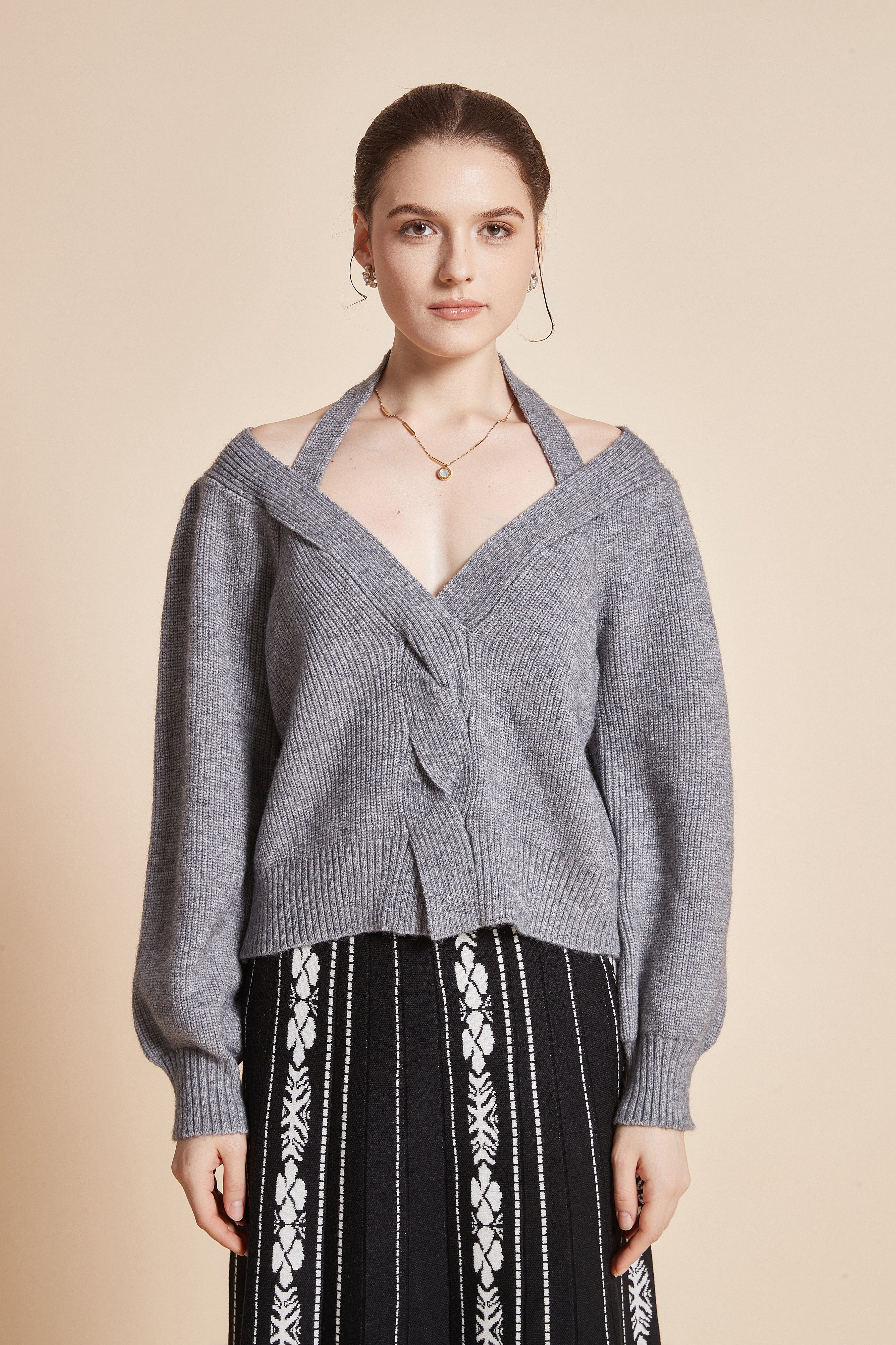 Yola Winter blouse with a draped collar, V-neck, and long wide sleeves